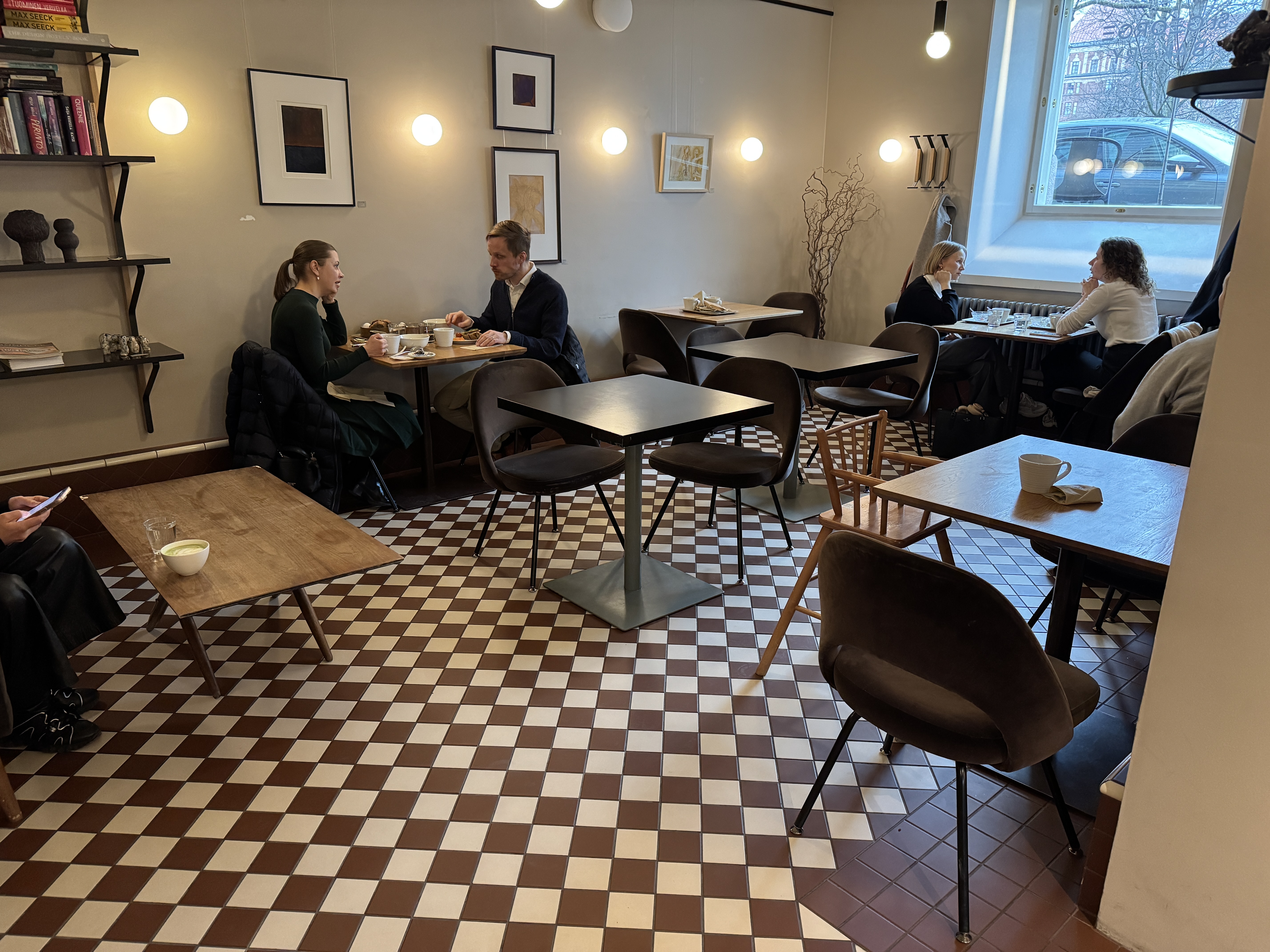 Hotel St George bakery seating at window Hotel St George bakery seating at window