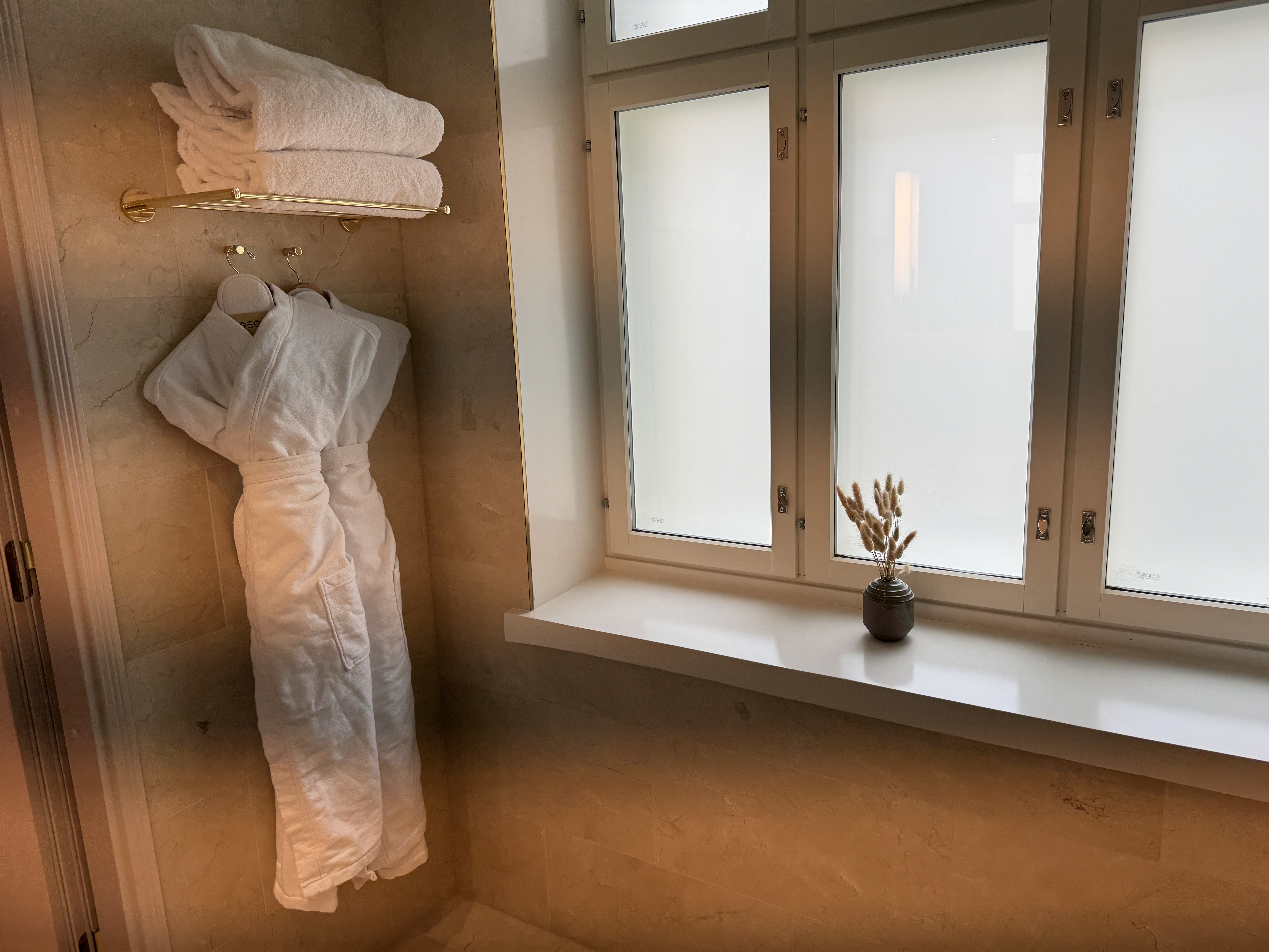 Hotel St George robes Hotel St George robes