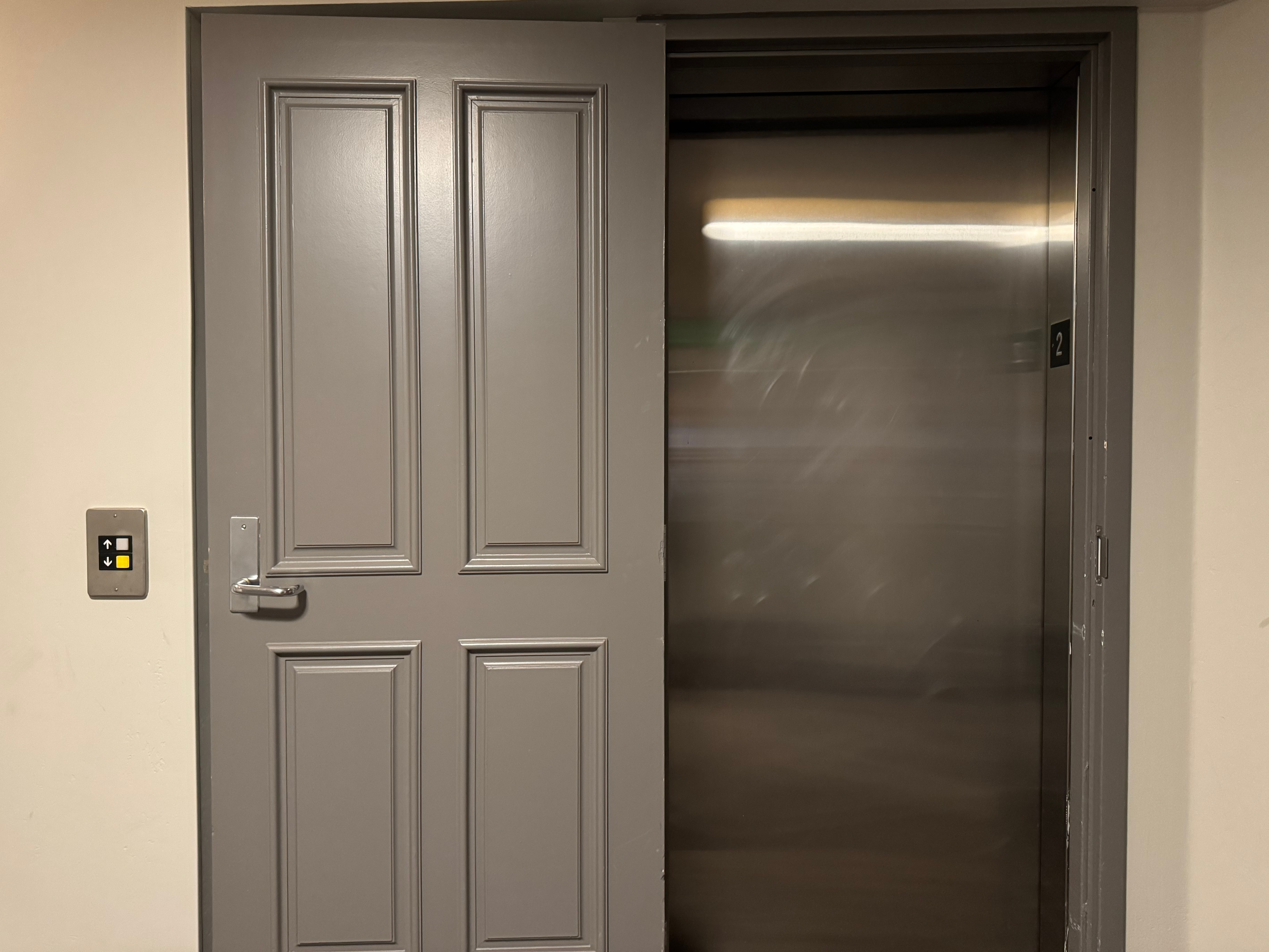 Hyatt Regency Sonoma Wine Country Sonoma Suite elevator door