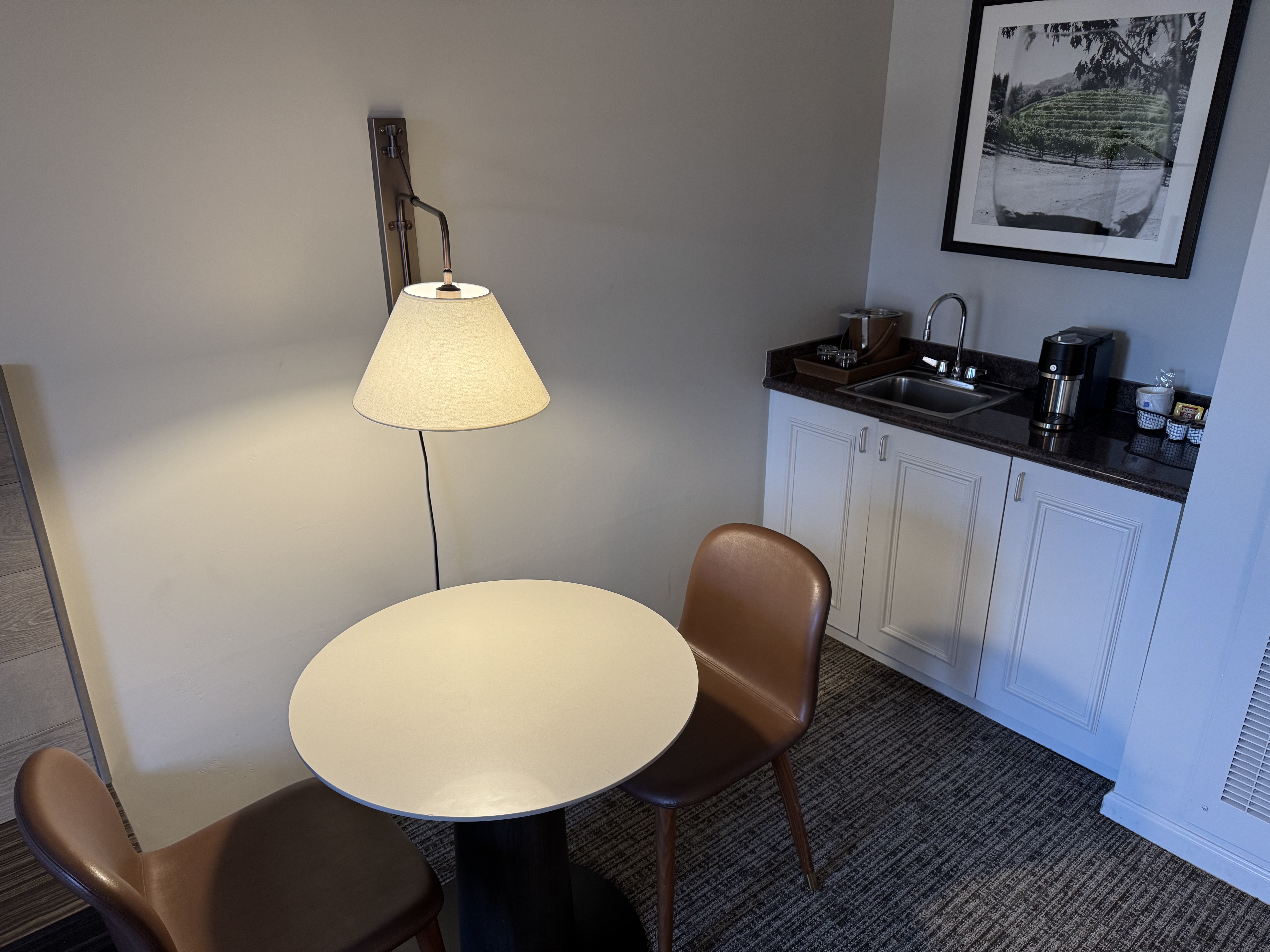 Hyatt Regency Sonoma Wine Country Sonoma Suite living room table chairs