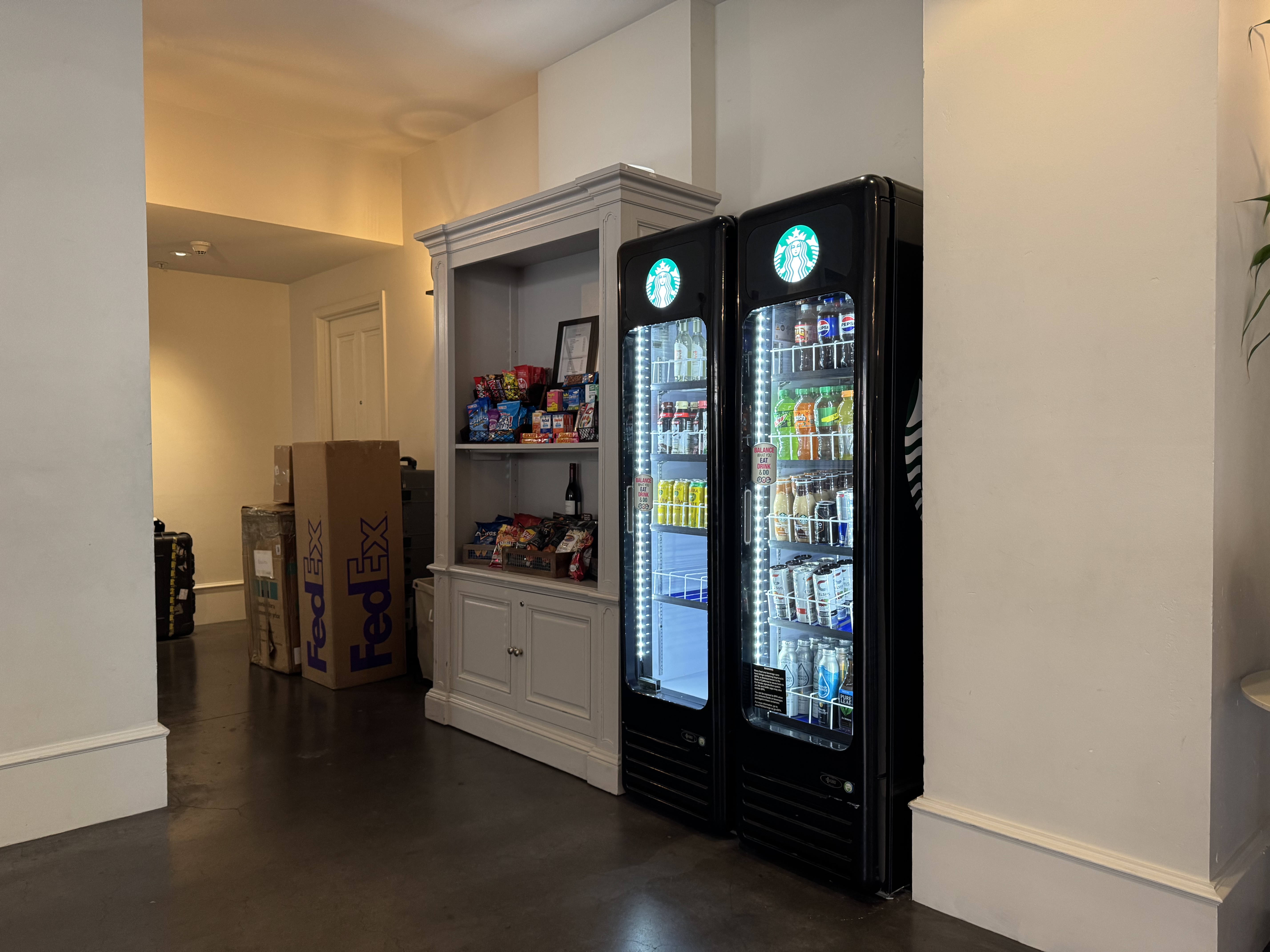 Hyatt Regency Sonoma Wine Country lobby snack shop