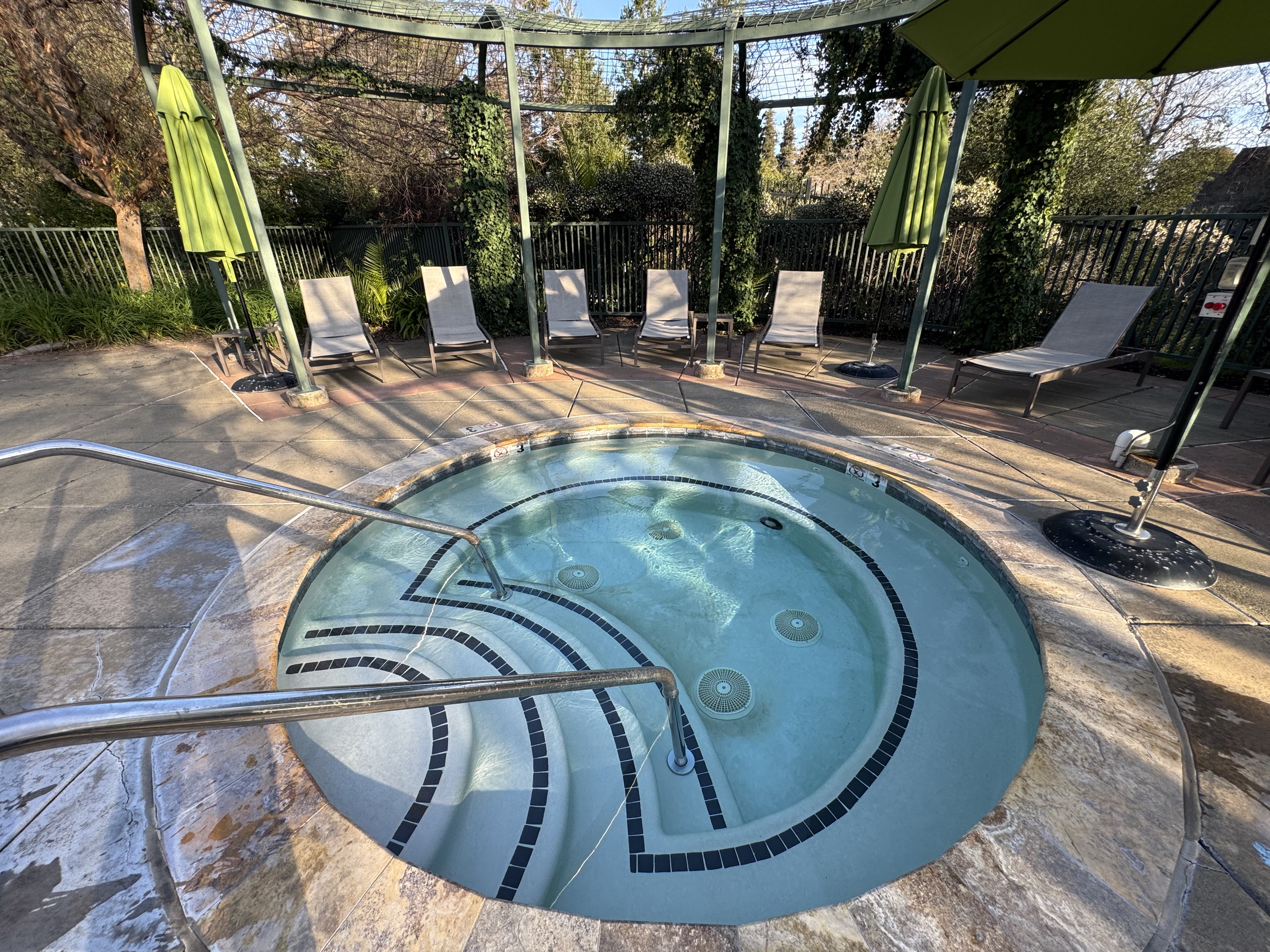 Hyatt Regency Sonoma Wine Country pool hot tub