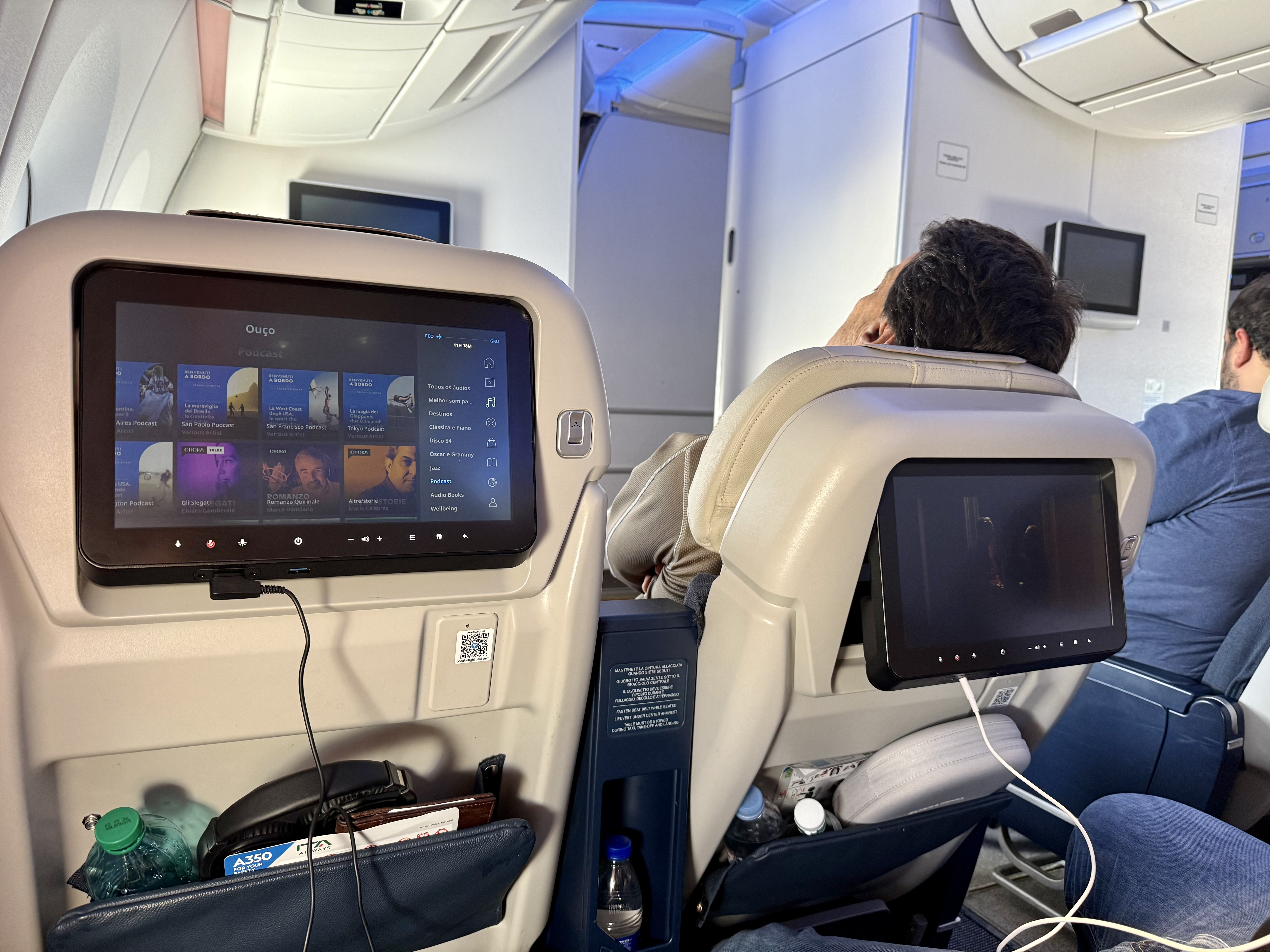 ITA Airways Airbus A350 premium economy seat recline ITA Airways Airbus A350 premium economy seat recline