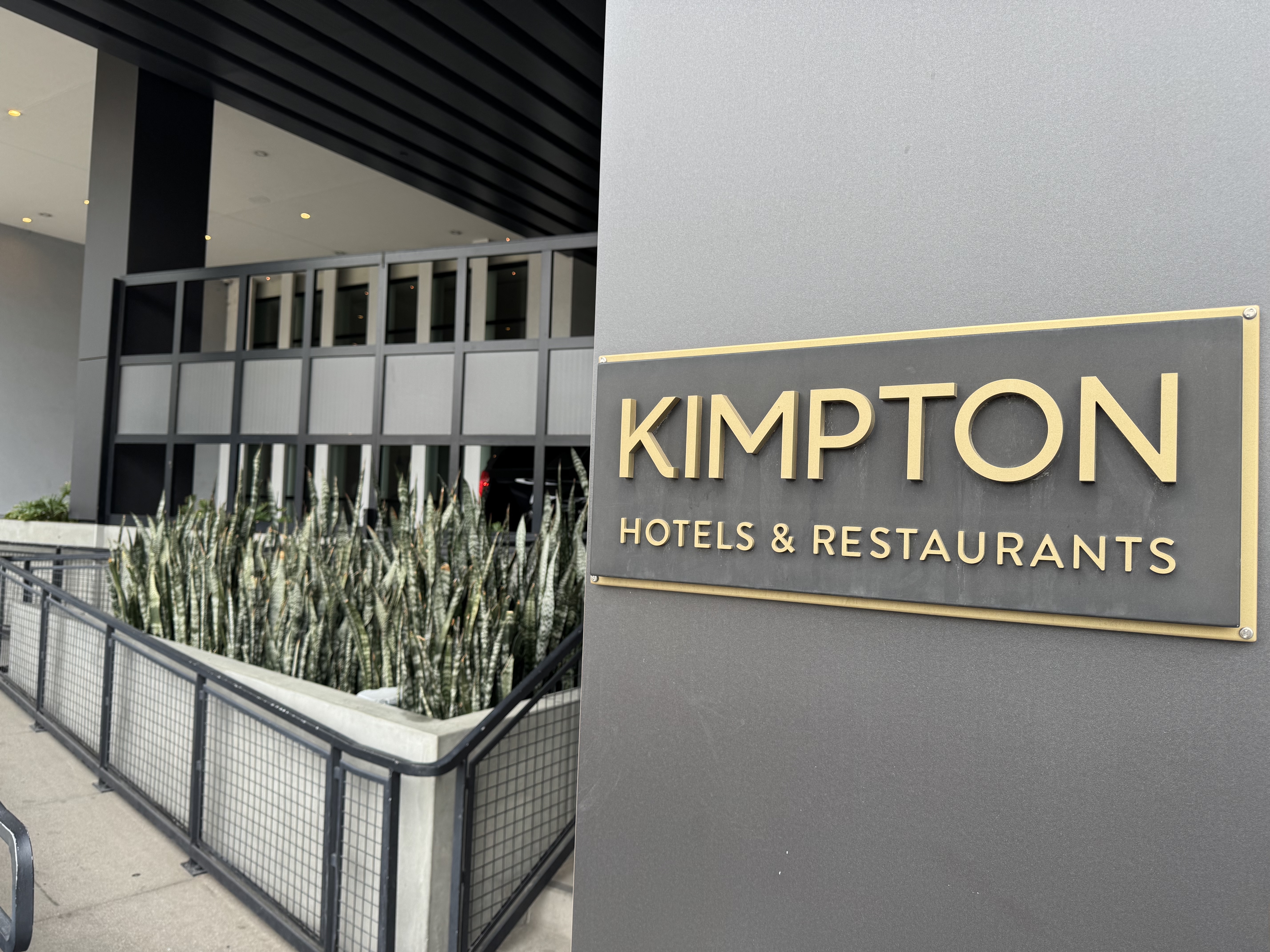 Kimpton Everly Hotel Hollywood from IHG entrance