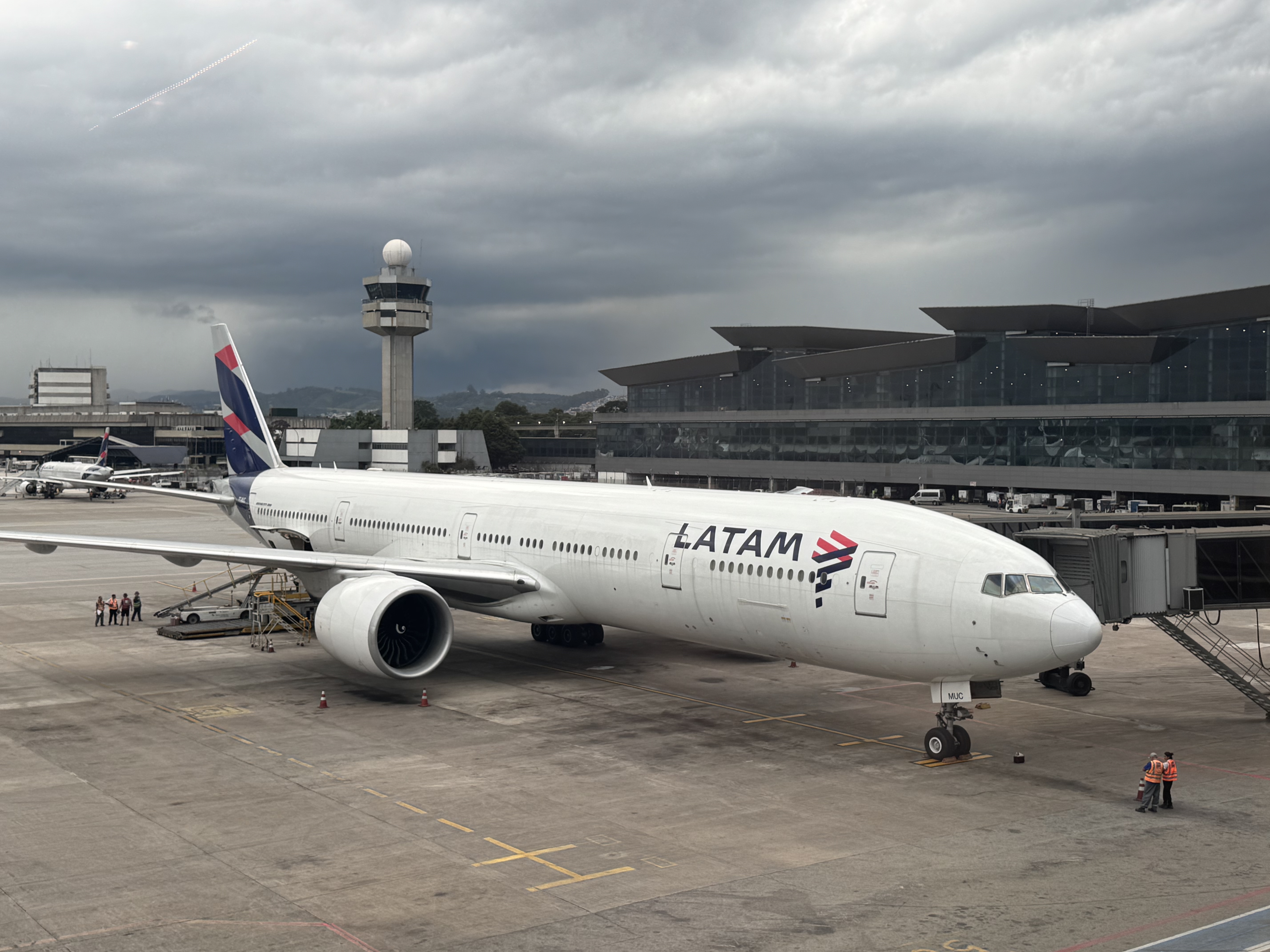 Delta Air Lines A321neo Latam 787 9 JFK LATAM B777 300ER plane at gate Sao Paulo GRU