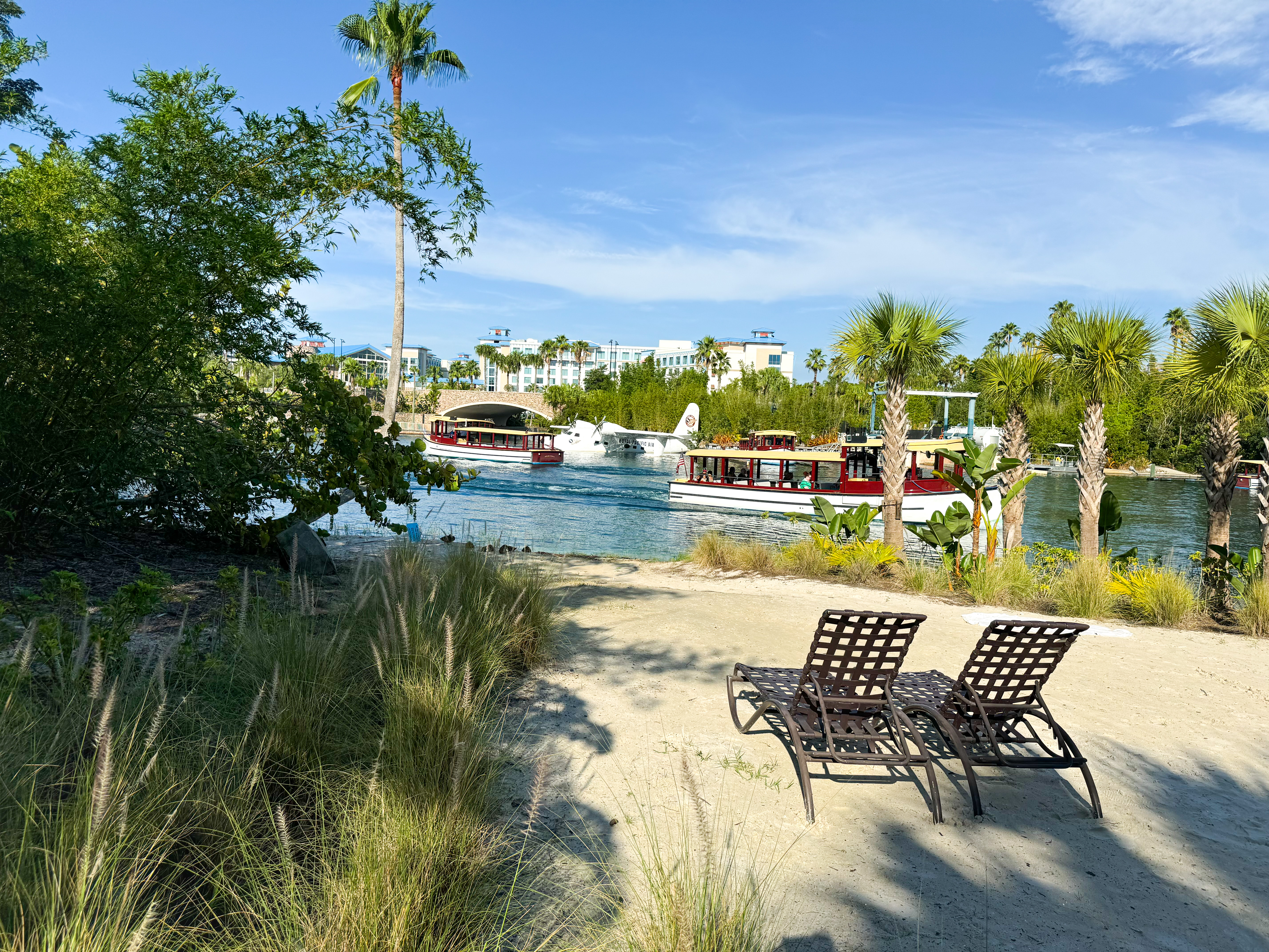 Loews Royal Pacific Hotel Universal Orlando beach and river Loews Royal Pacific Hotel Universal Orlando beach and river