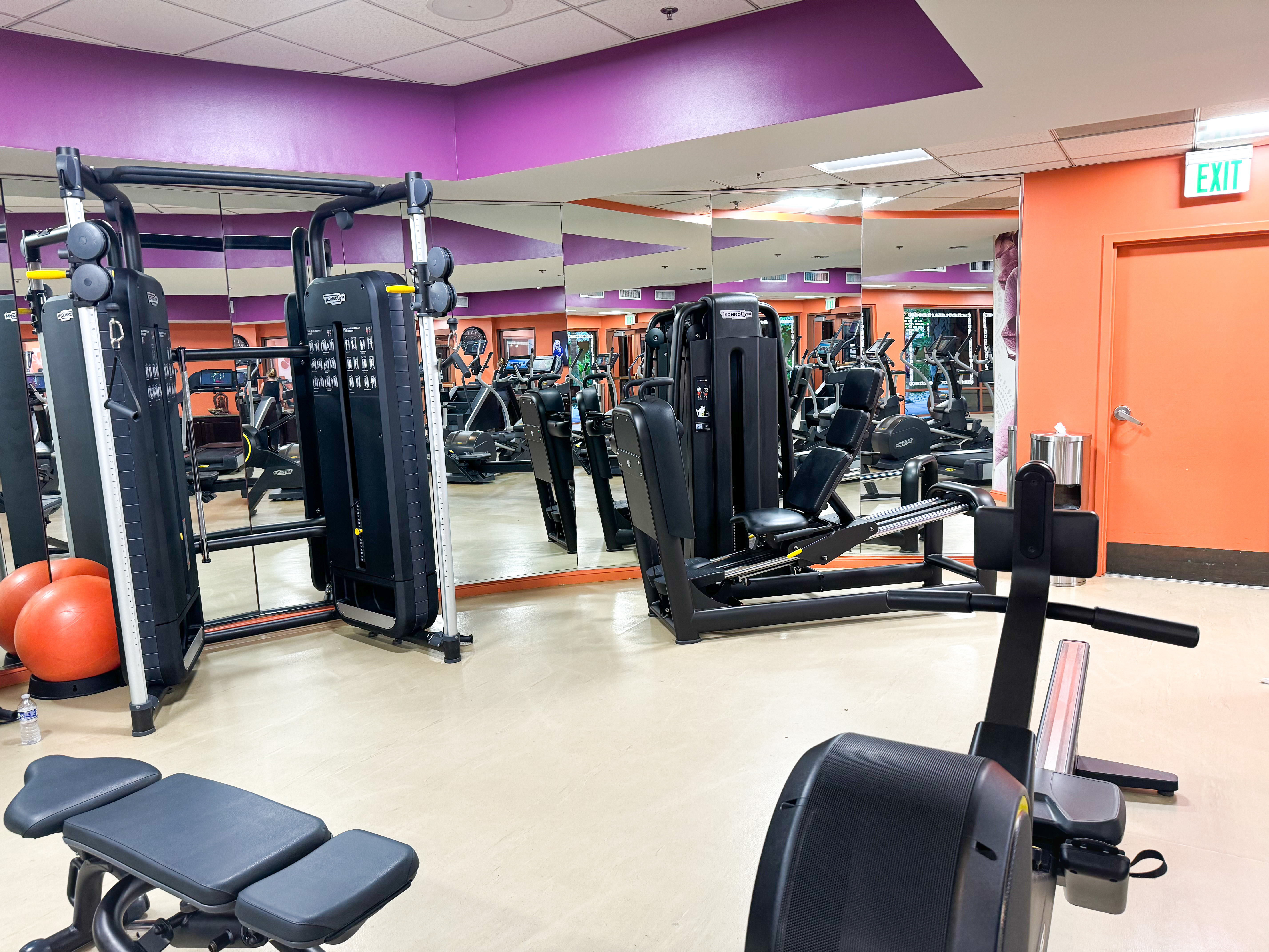 Loews Royal Pacific Hotel Universal Orlando gym Loews Royal Pacific Hotel Universal Orlando gym