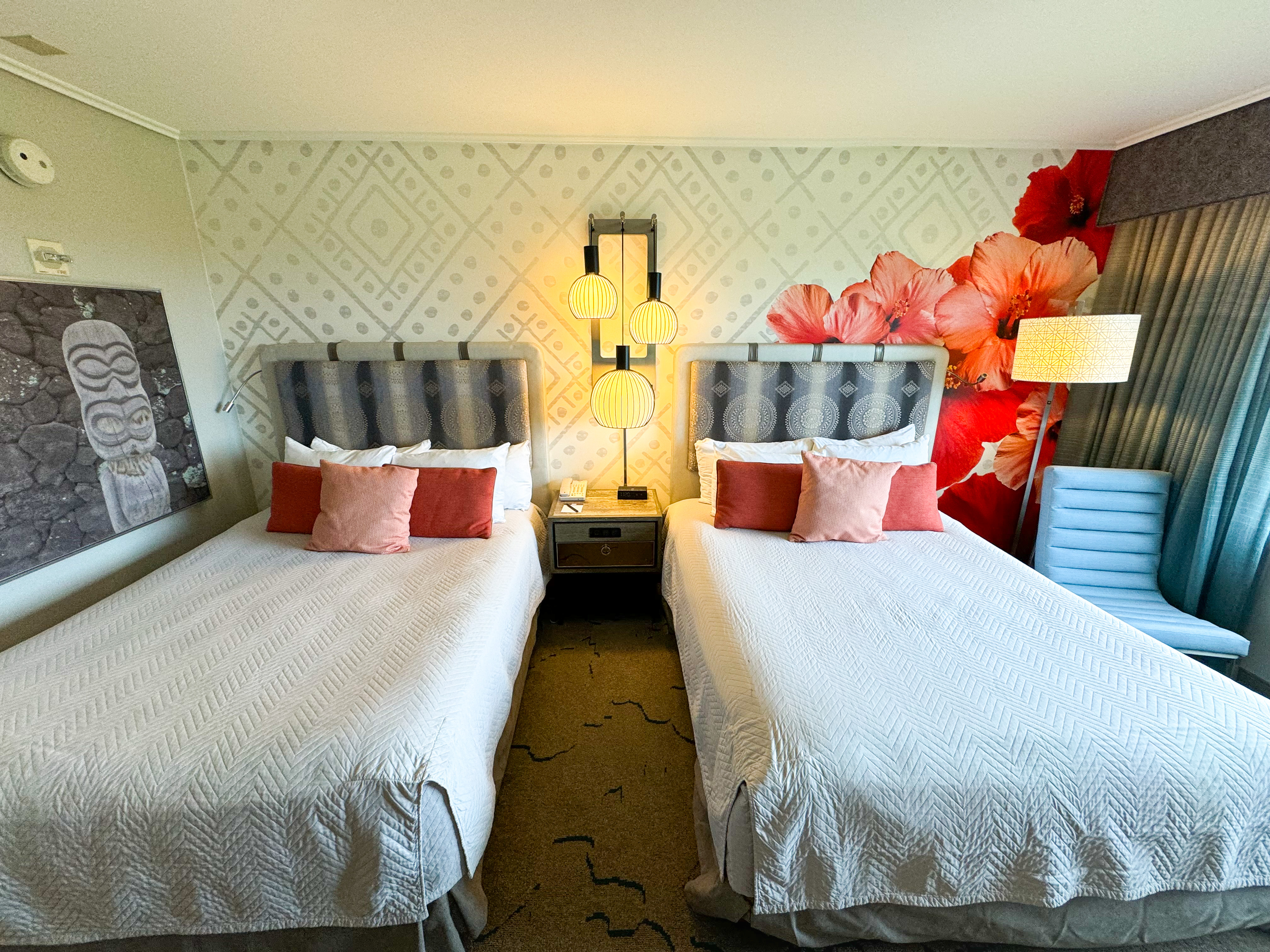 Loews Royal Pacific Hotel Universal Orlando room beds Loews Royal Pacific Hotel Universal Orlando room beds