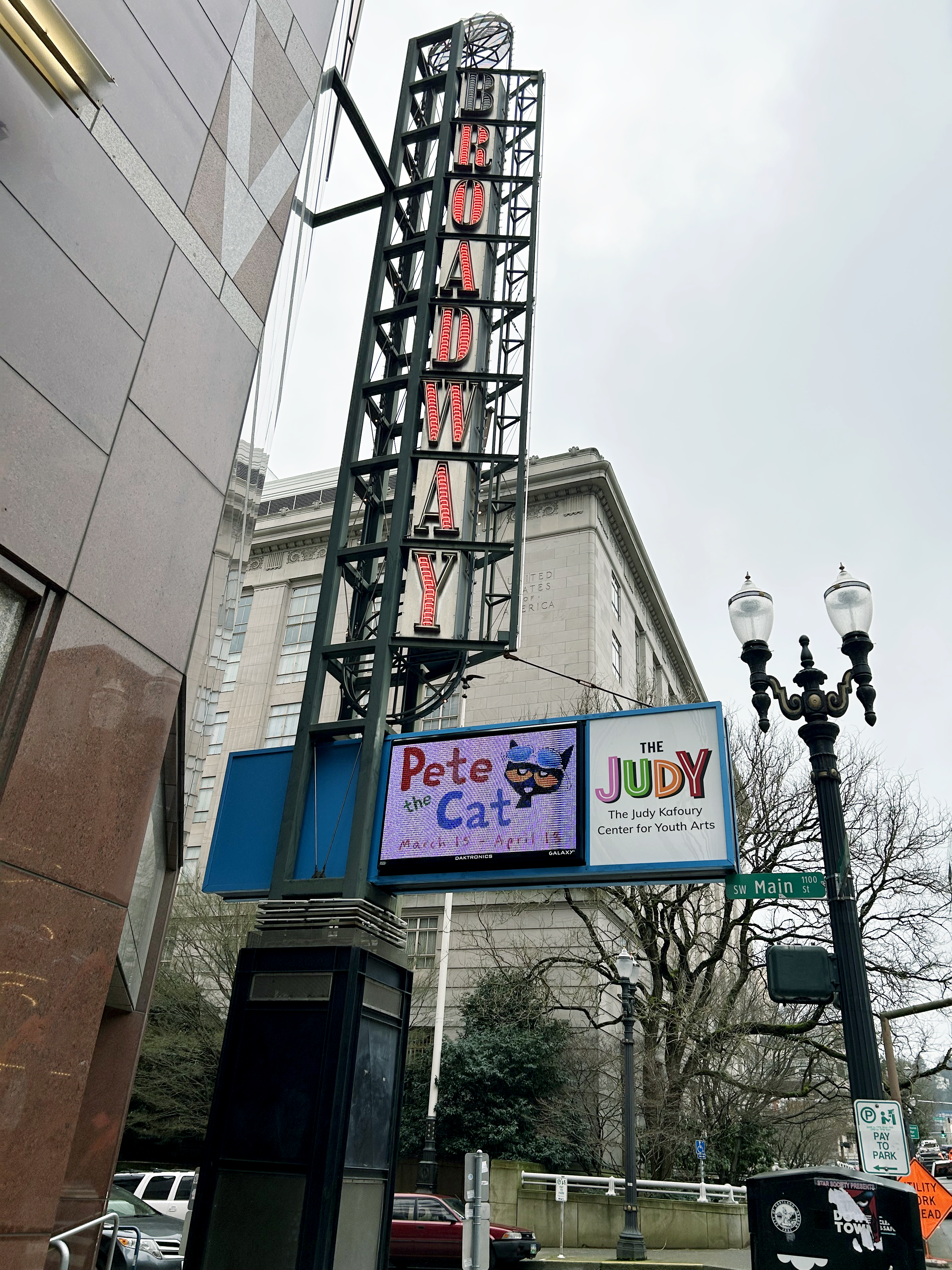 Portland Oregon Broadway theater