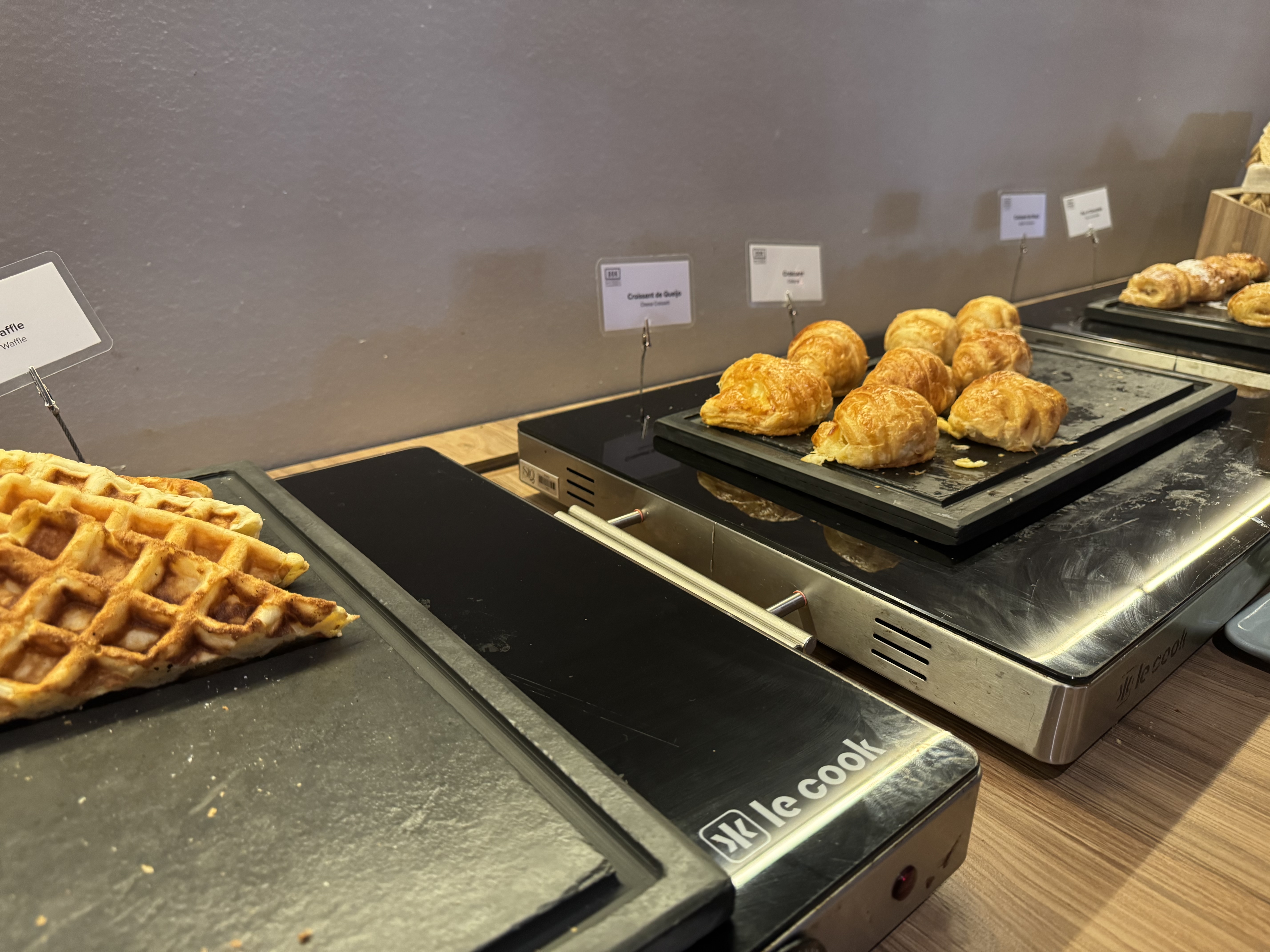 Sheraton Sao Paulo WTC Hotel DOK Restaurant hot items Sheraton Sao Paulo WTC Hotel DOK Restaurant hot items