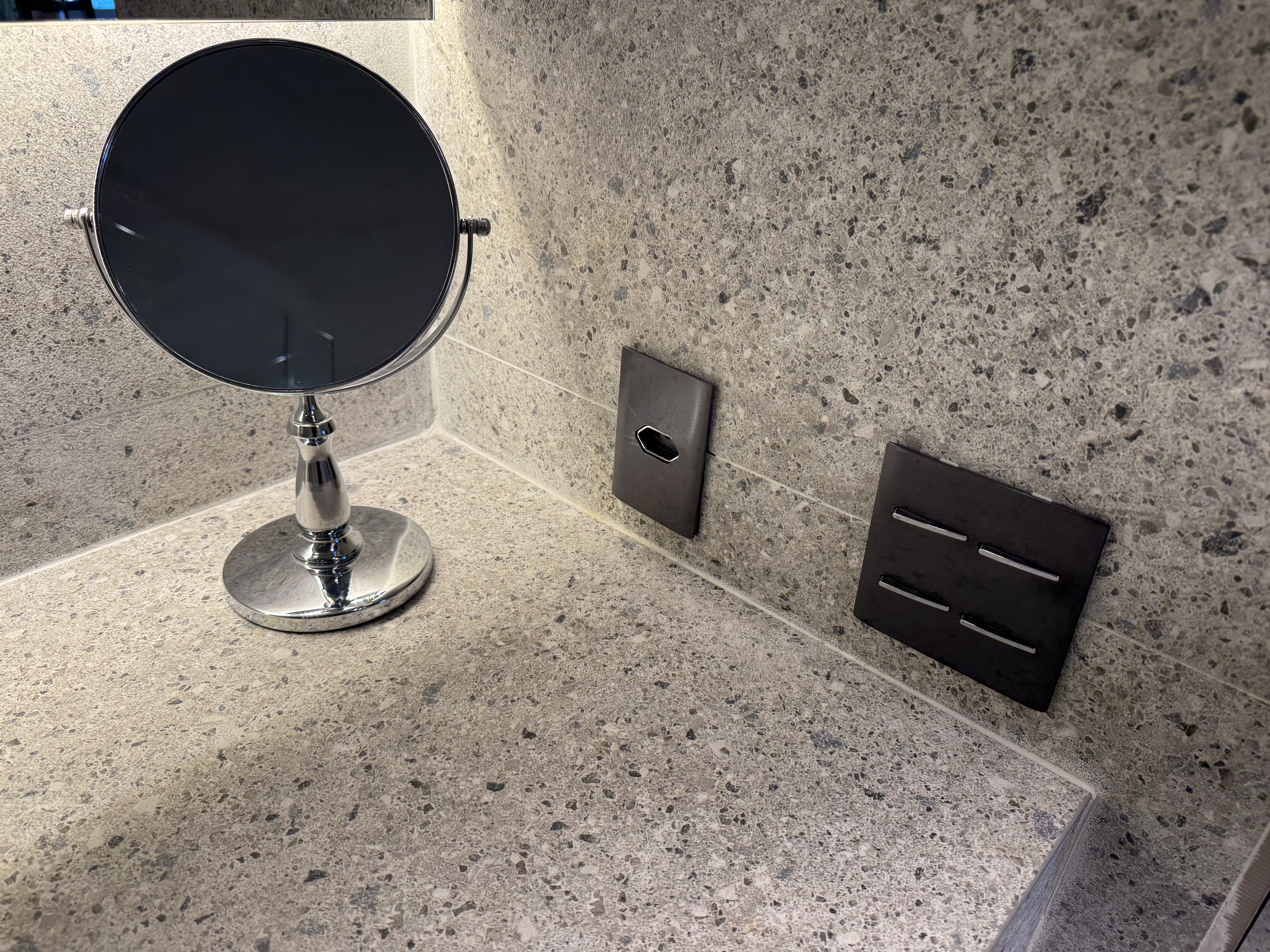 Sheraton Sao Paulo WTC Hotel bathroom outlets mirror Sheraton Sao Paulo WTC Hotel bathroom outlets mirror