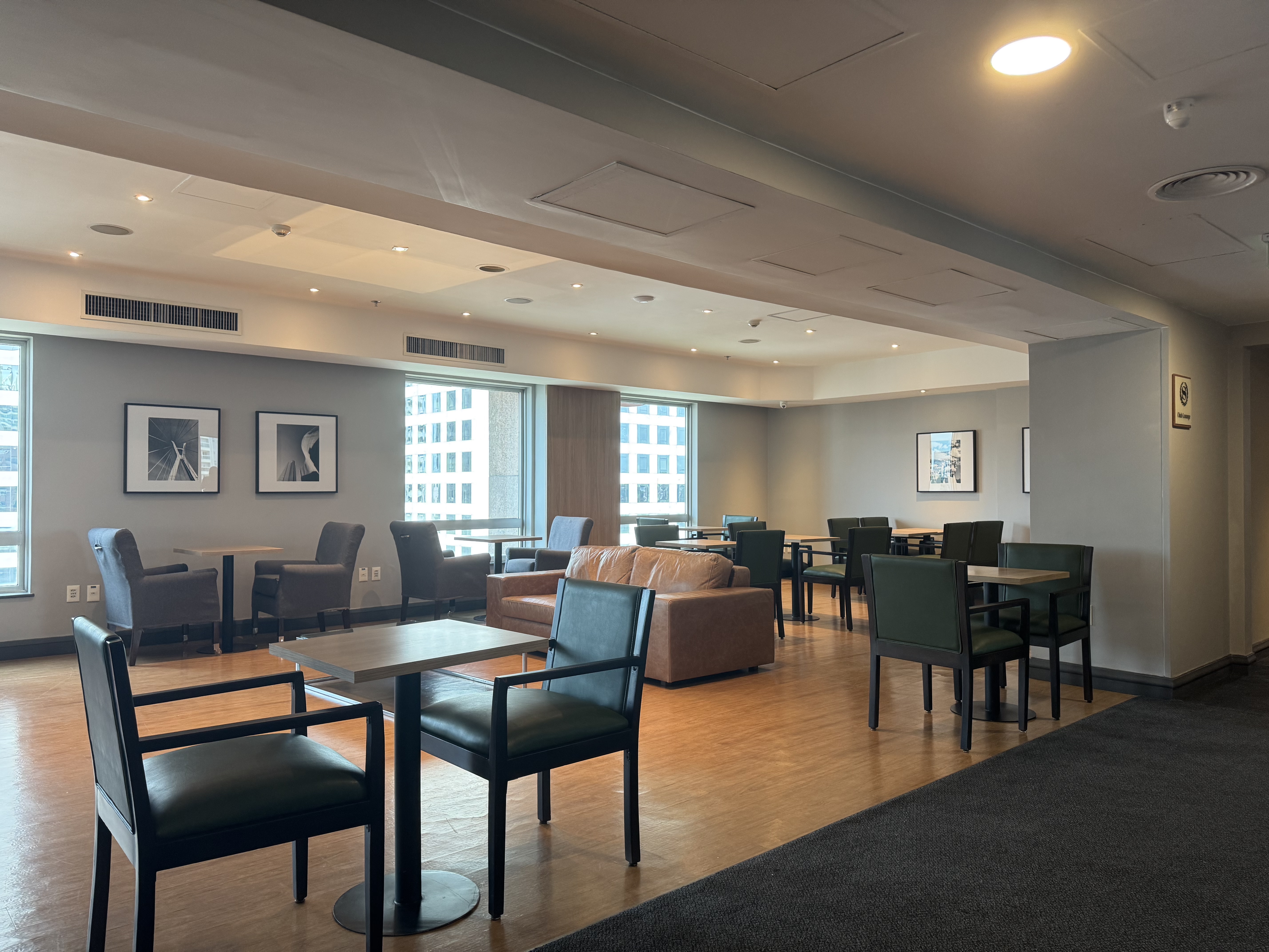 Sheraton Sao Paulo WTC Hotel lounge entry Sheraton Sao Paulo WTC Hotel lounge entry