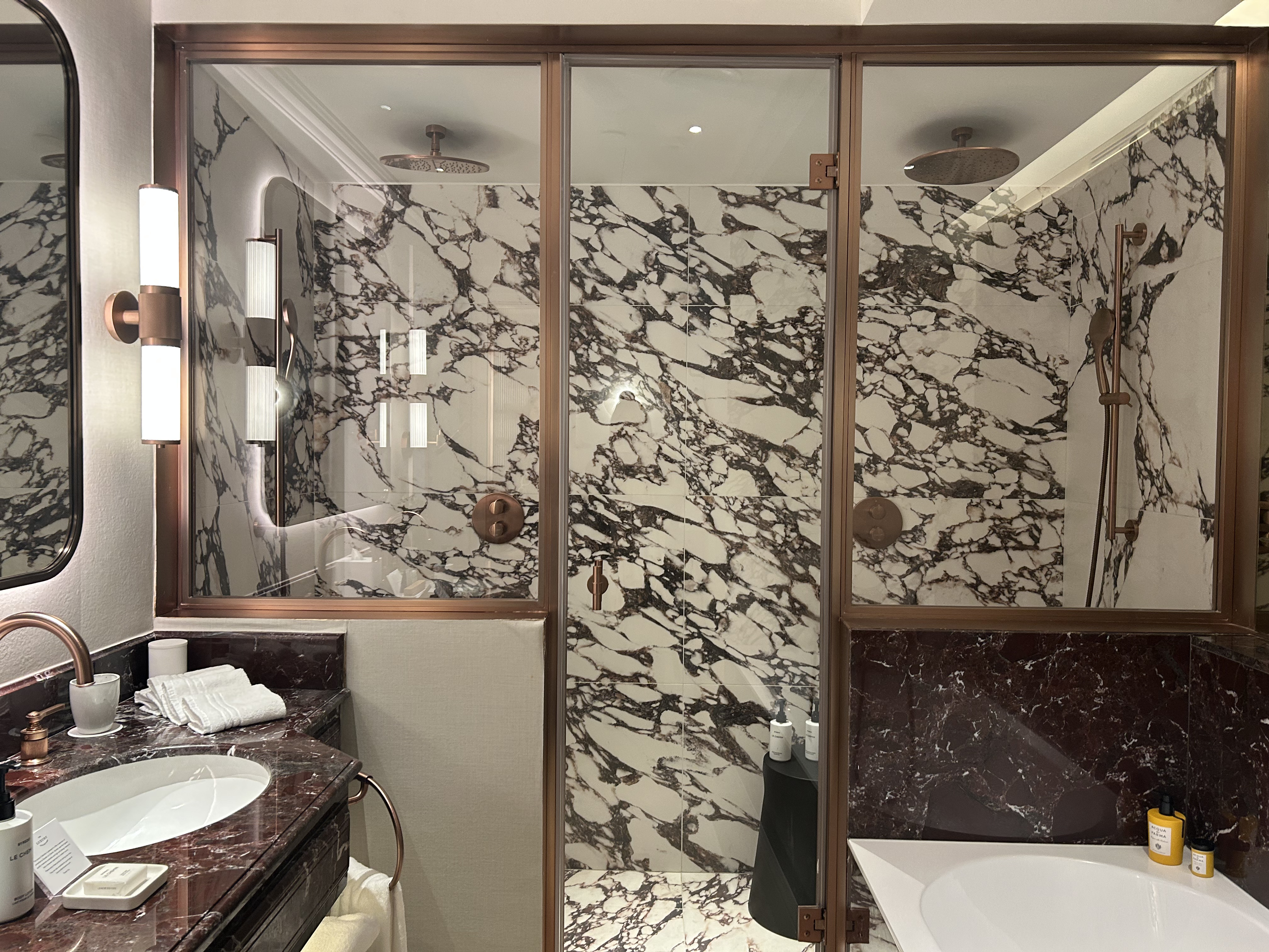 The Palace, a Luxury Collection Hotel, Madrid suite bathroom