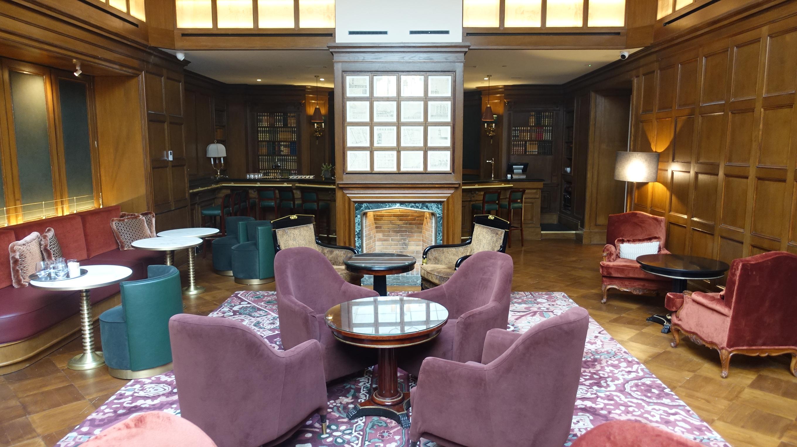 The Palace, a Luxury Collection Hotel, Madrid 27 Club bar room
