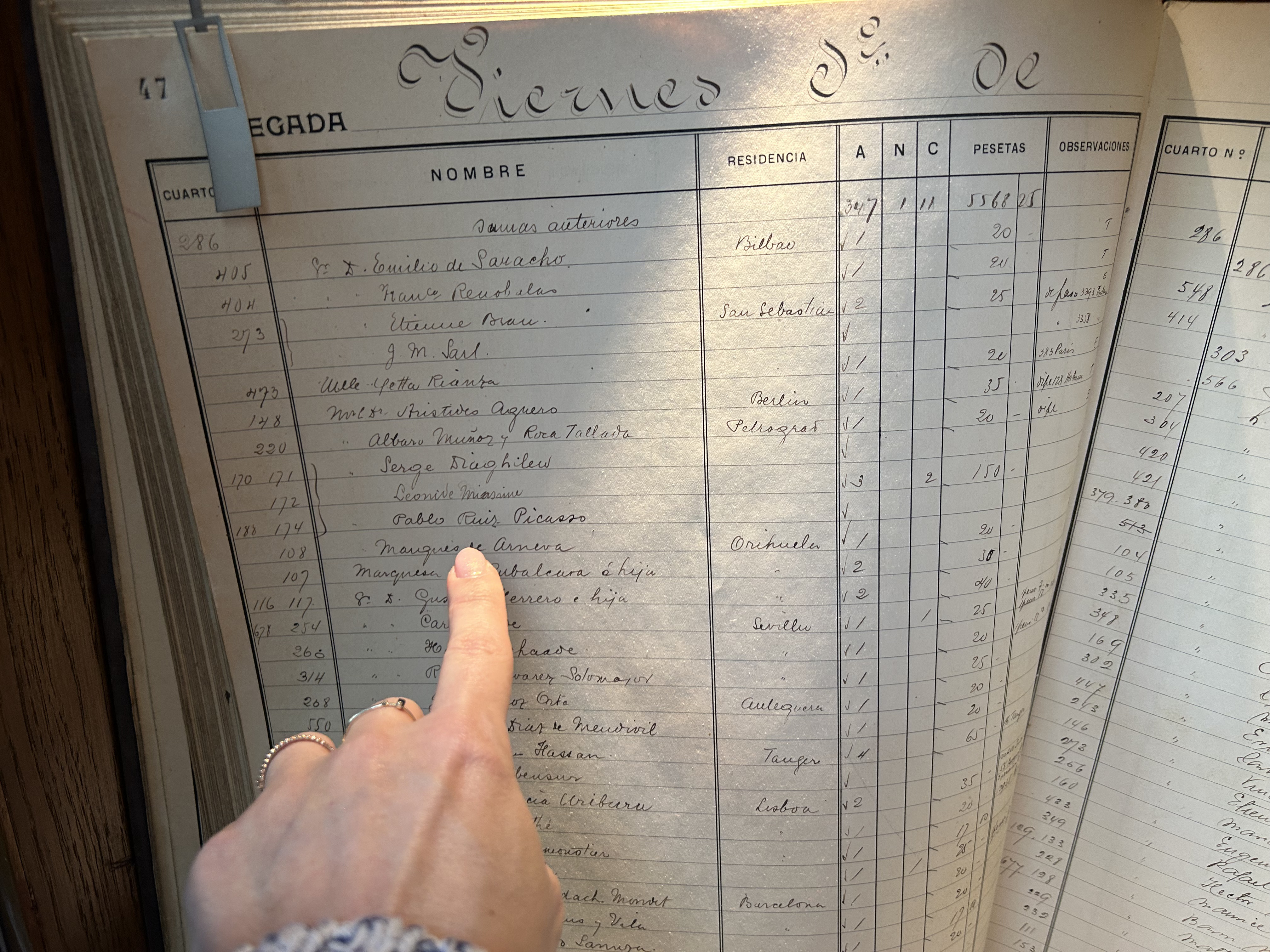 The Palace, a Luxury Collection Hotel, Madrid 27 Club guest book Picasso