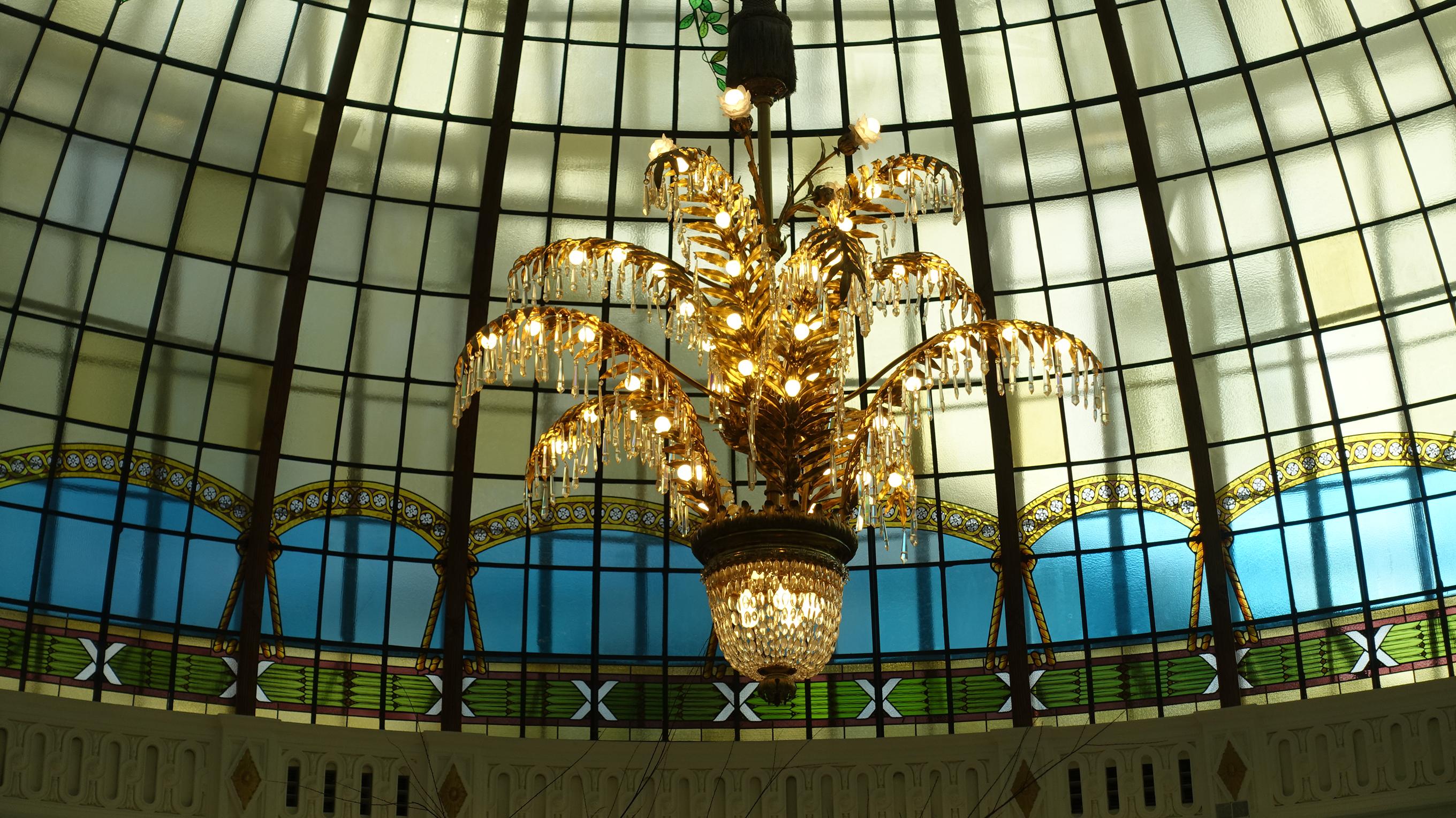 The Palace, a Luxury Collection Hotel, Madrid Cupola chandelier