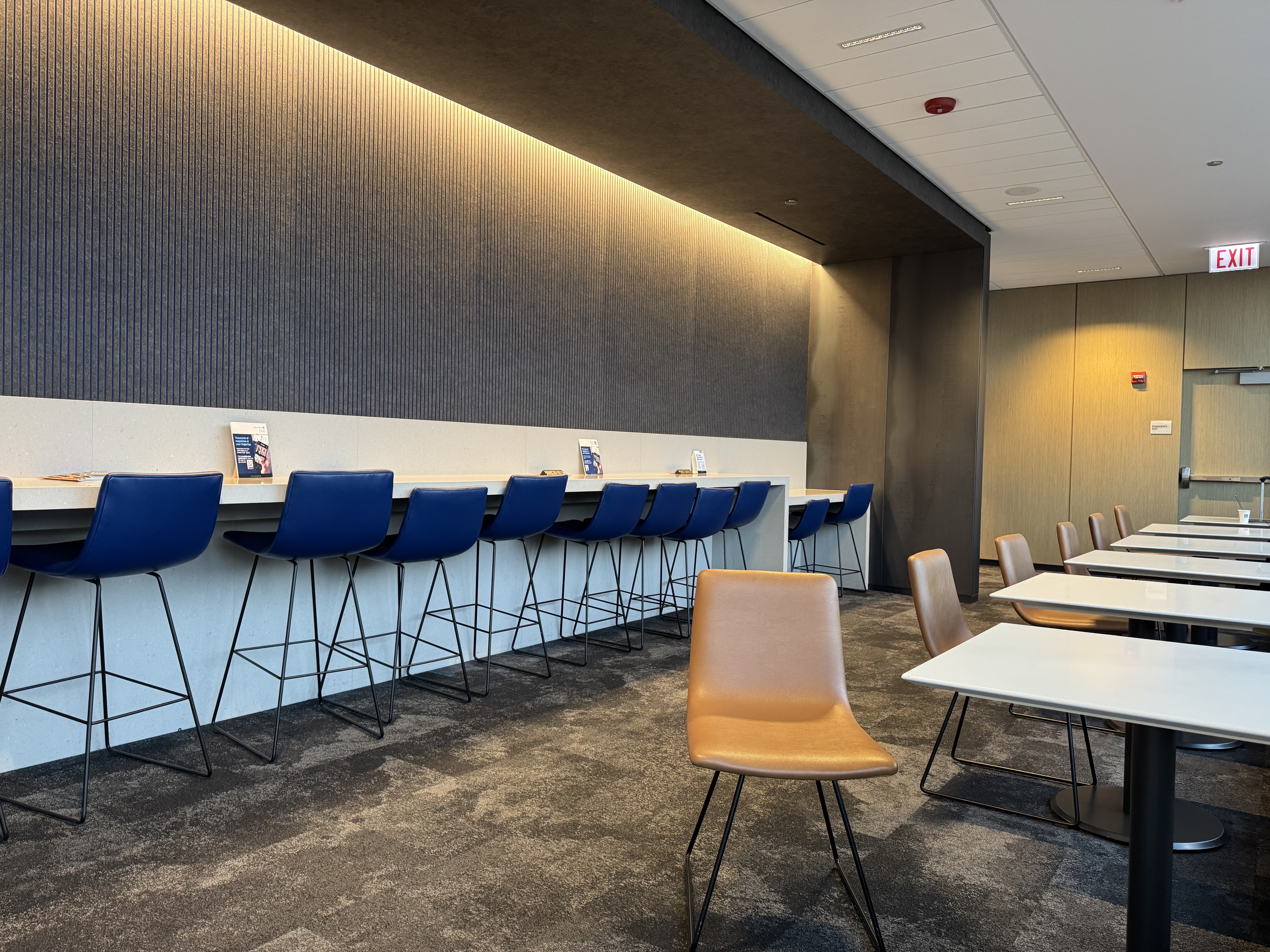 United Club Chicago ORD T1 Gate C10 rear seating quiet nook