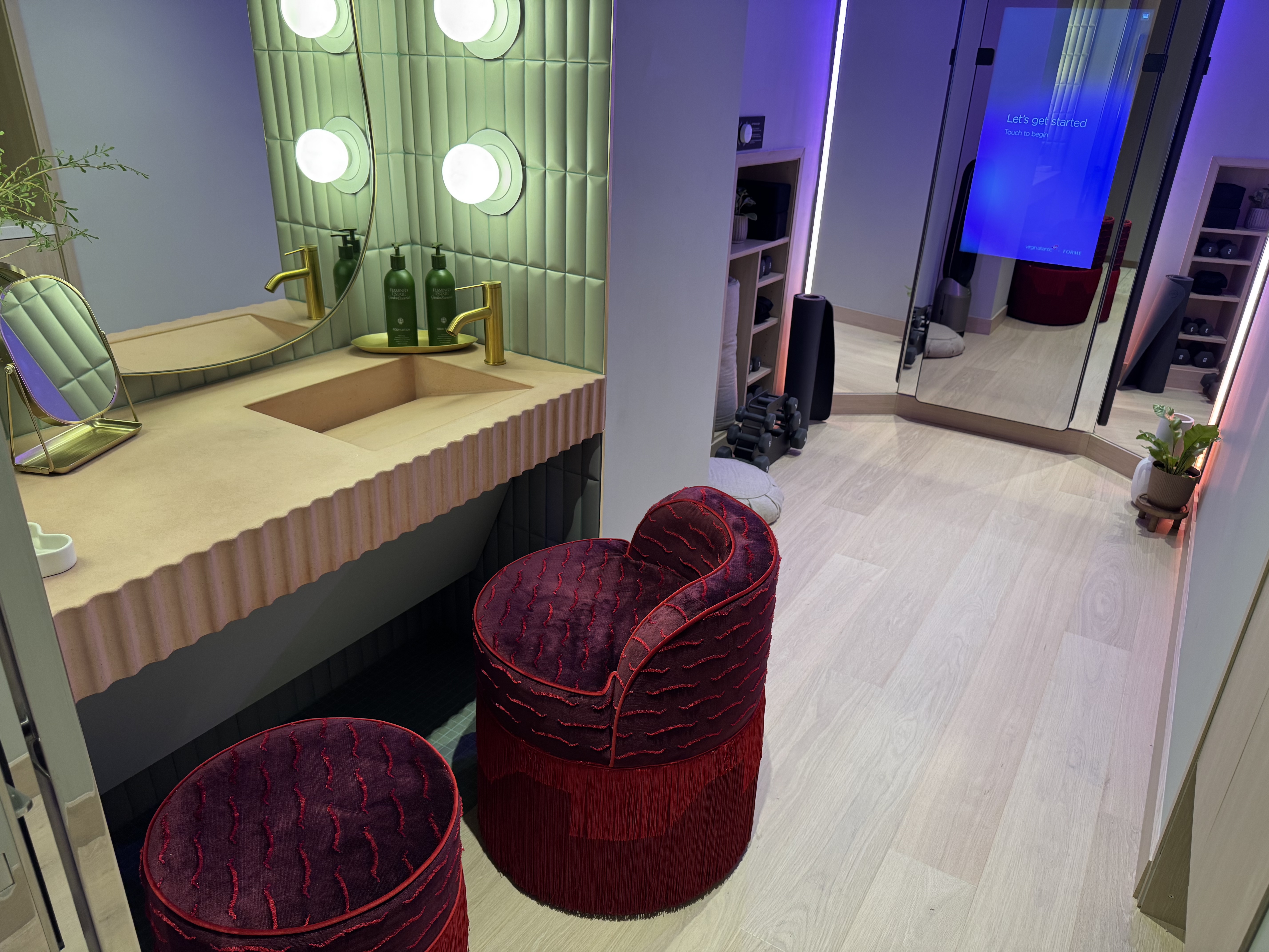 Virgin Atlantic Clubhouse LAX Zen Den Virgin Atlantic Clubhouse LAX Zen Den