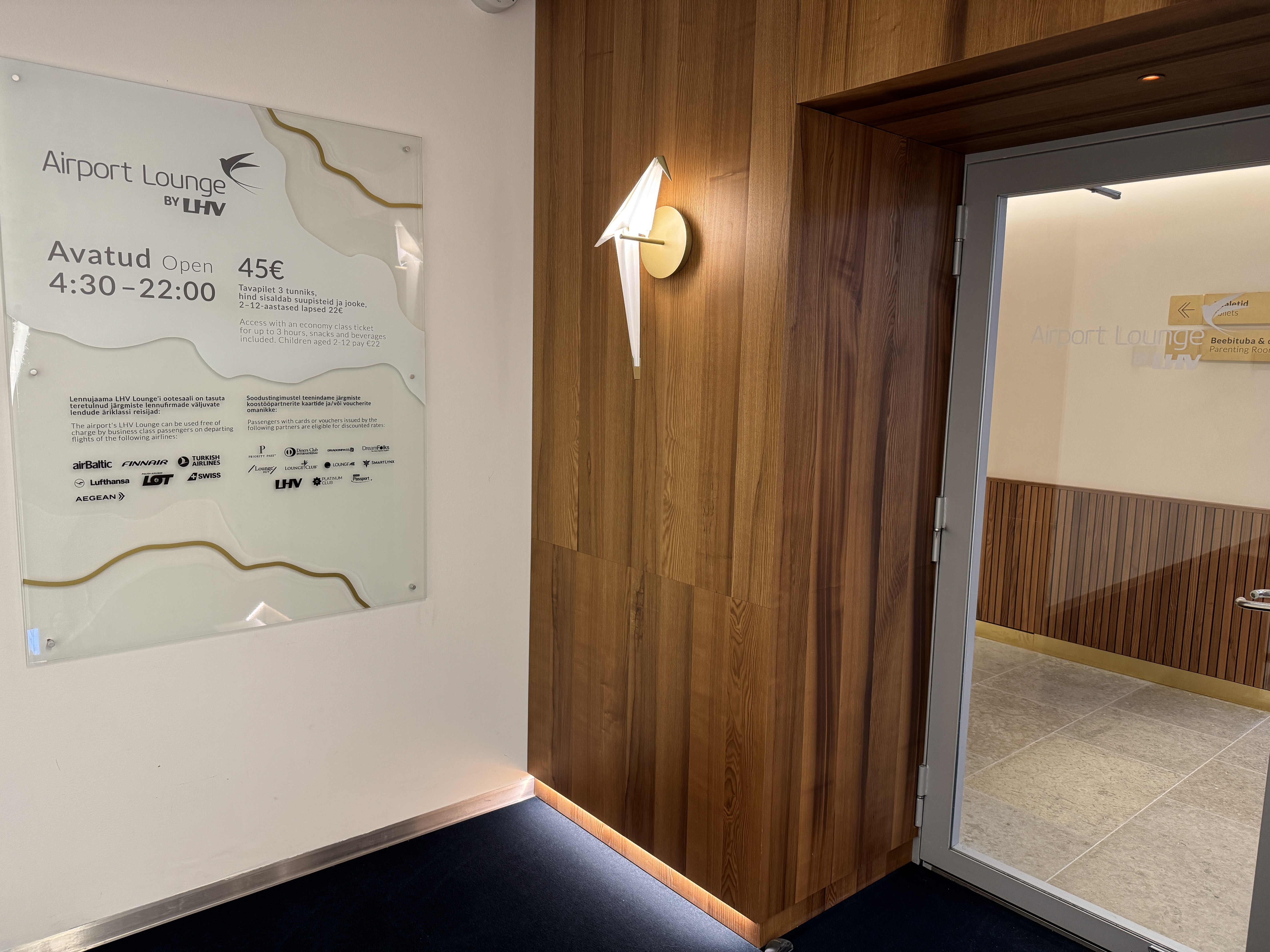 Airport Lounge by LHV TLL lounge entrance