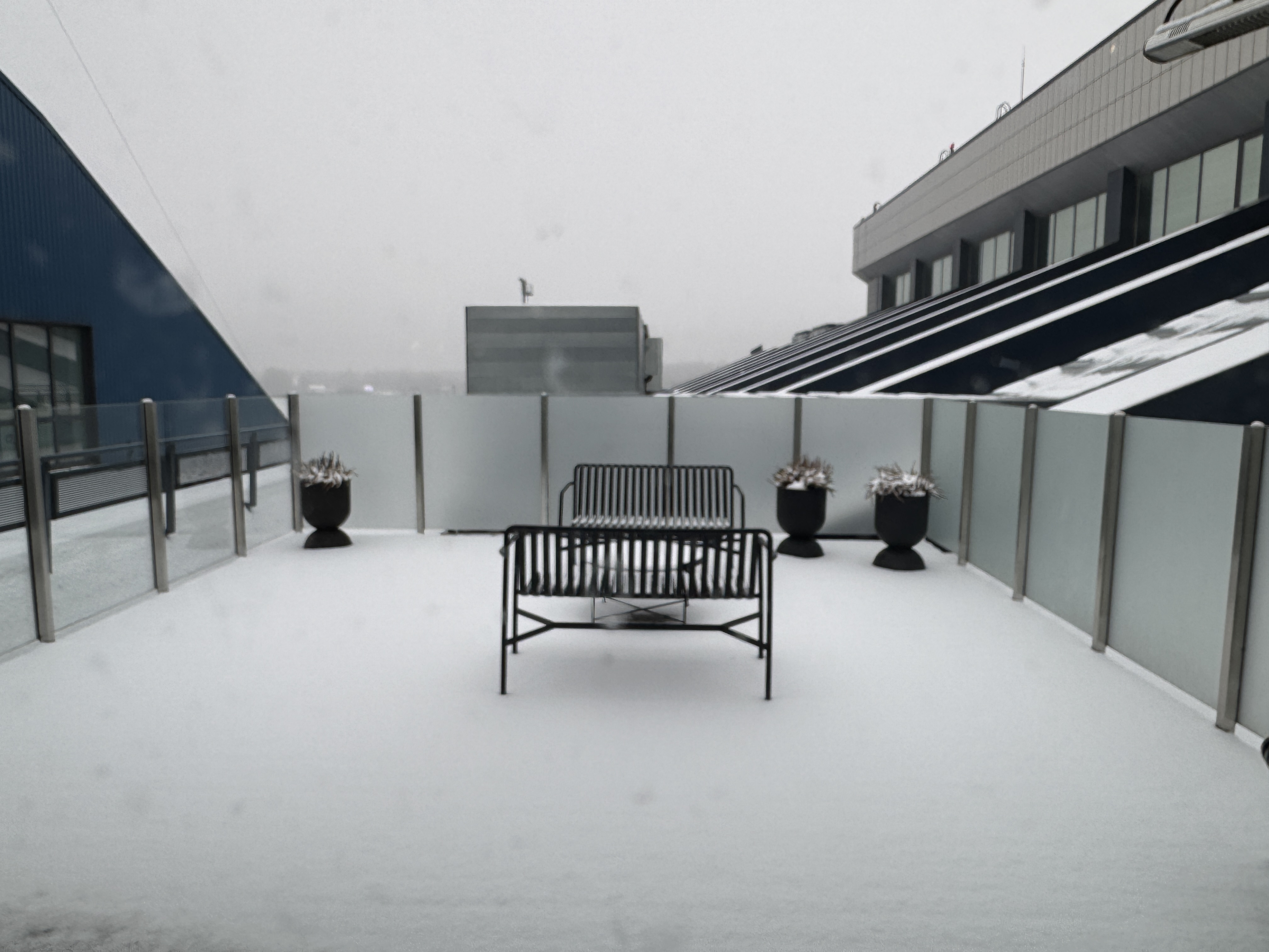 Airport Lounge by LHV TLL patio
