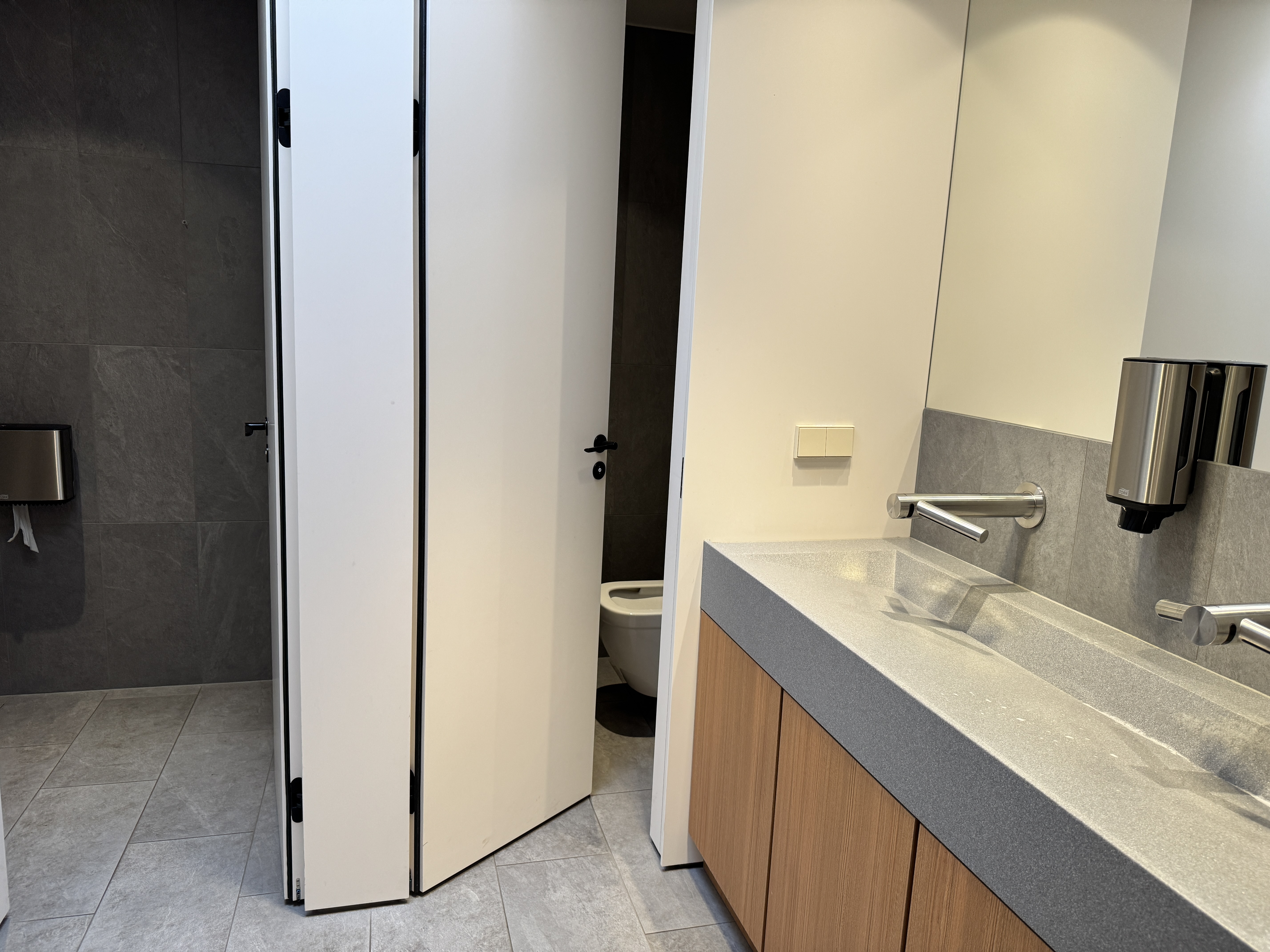 Airport Lounge by LHV TLL unisex bathrooms