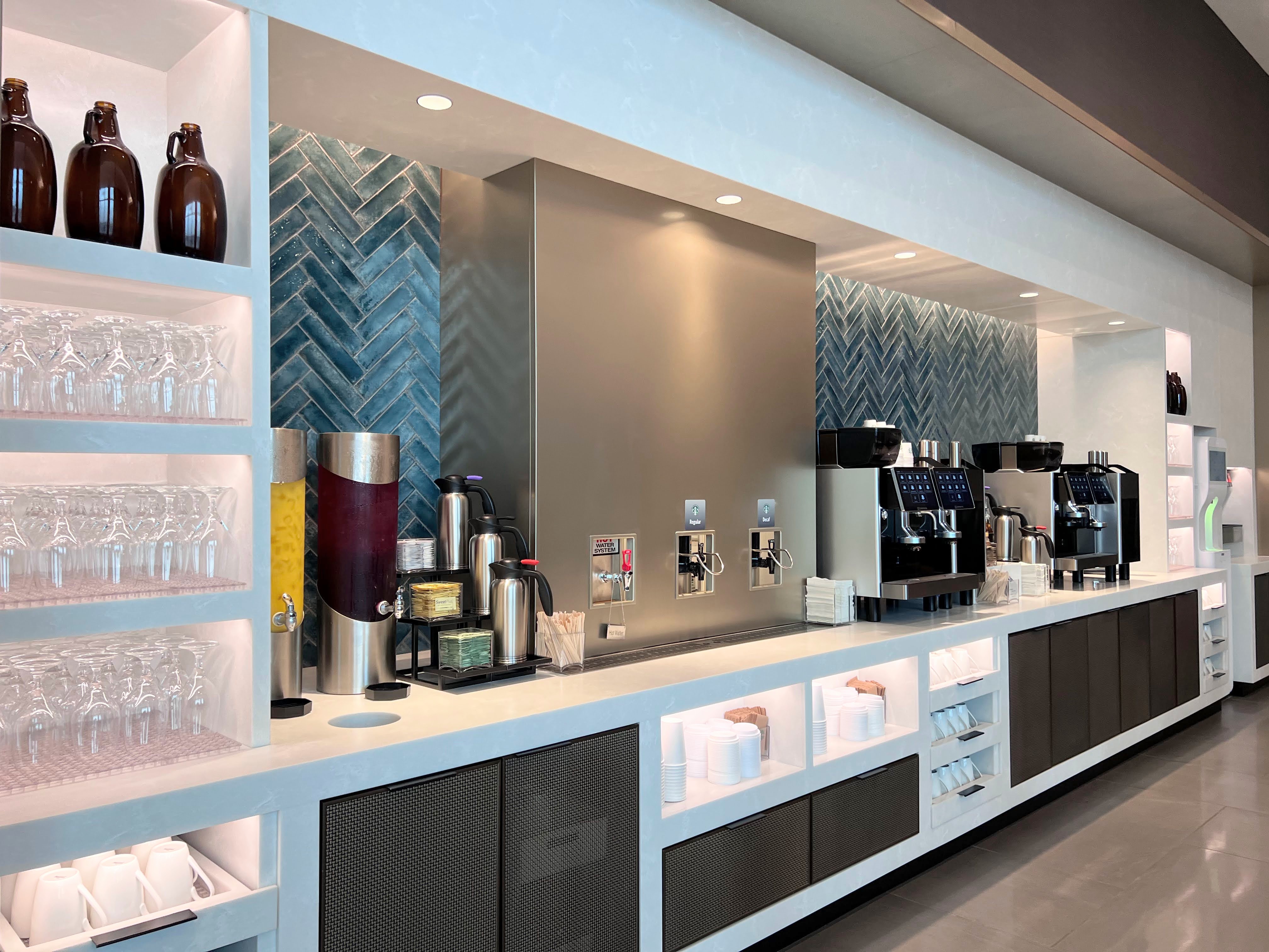 Delta Sky Club Atlanta beverage station