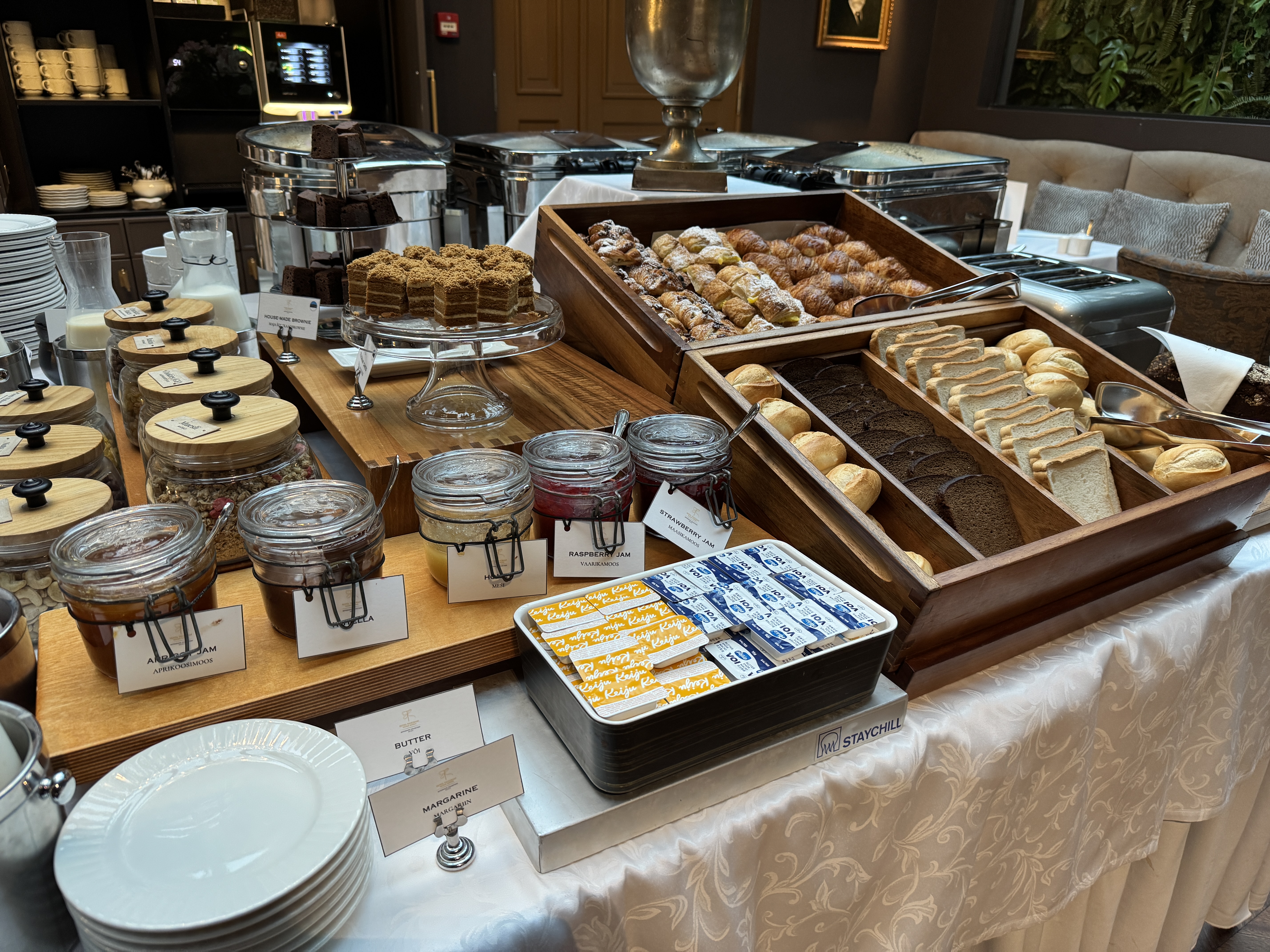 Hotel Telegraaf breakfast breads