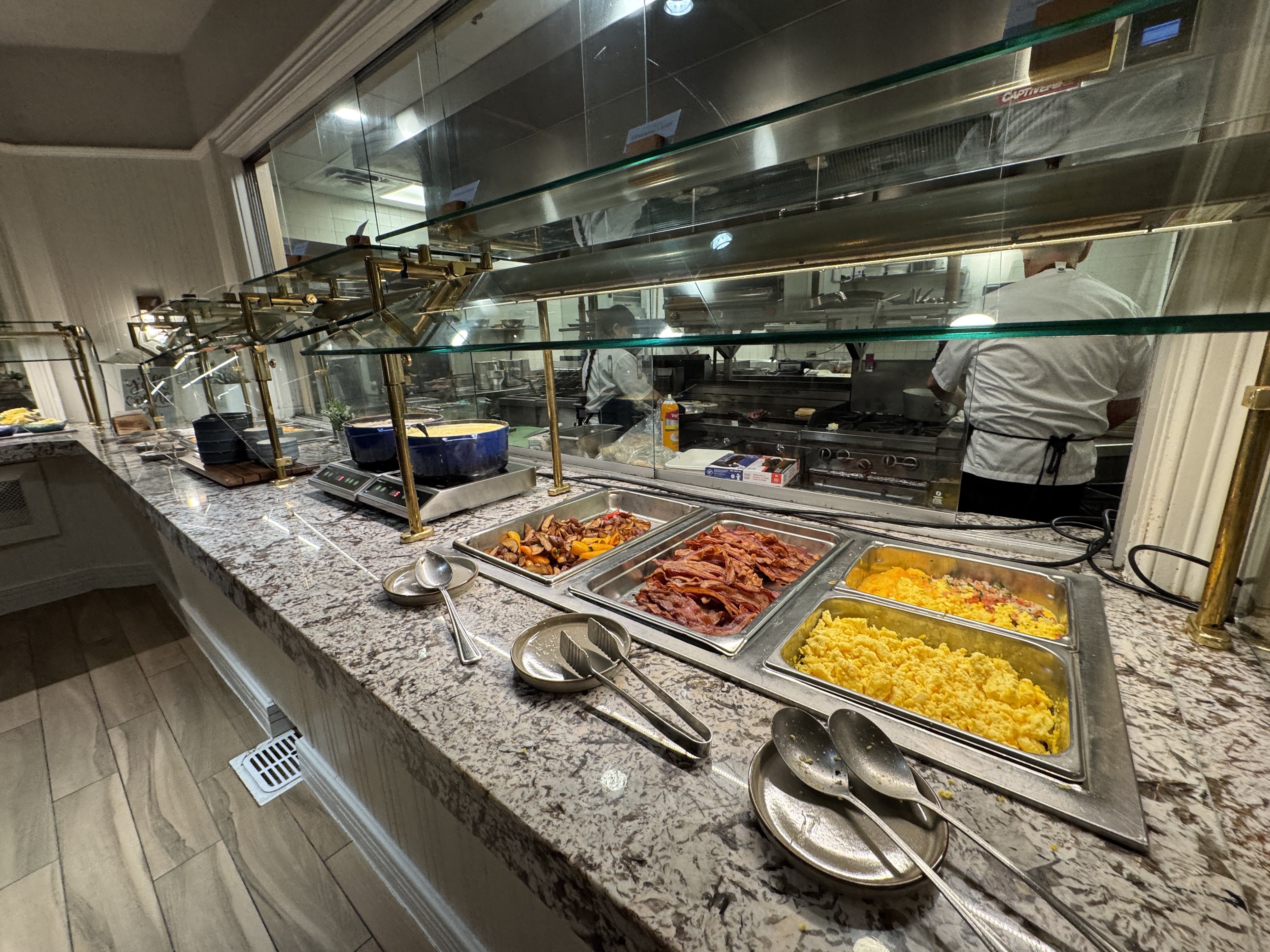Hyatt Regency Hill Country Springhouse Cafe kitchen and hot dishes