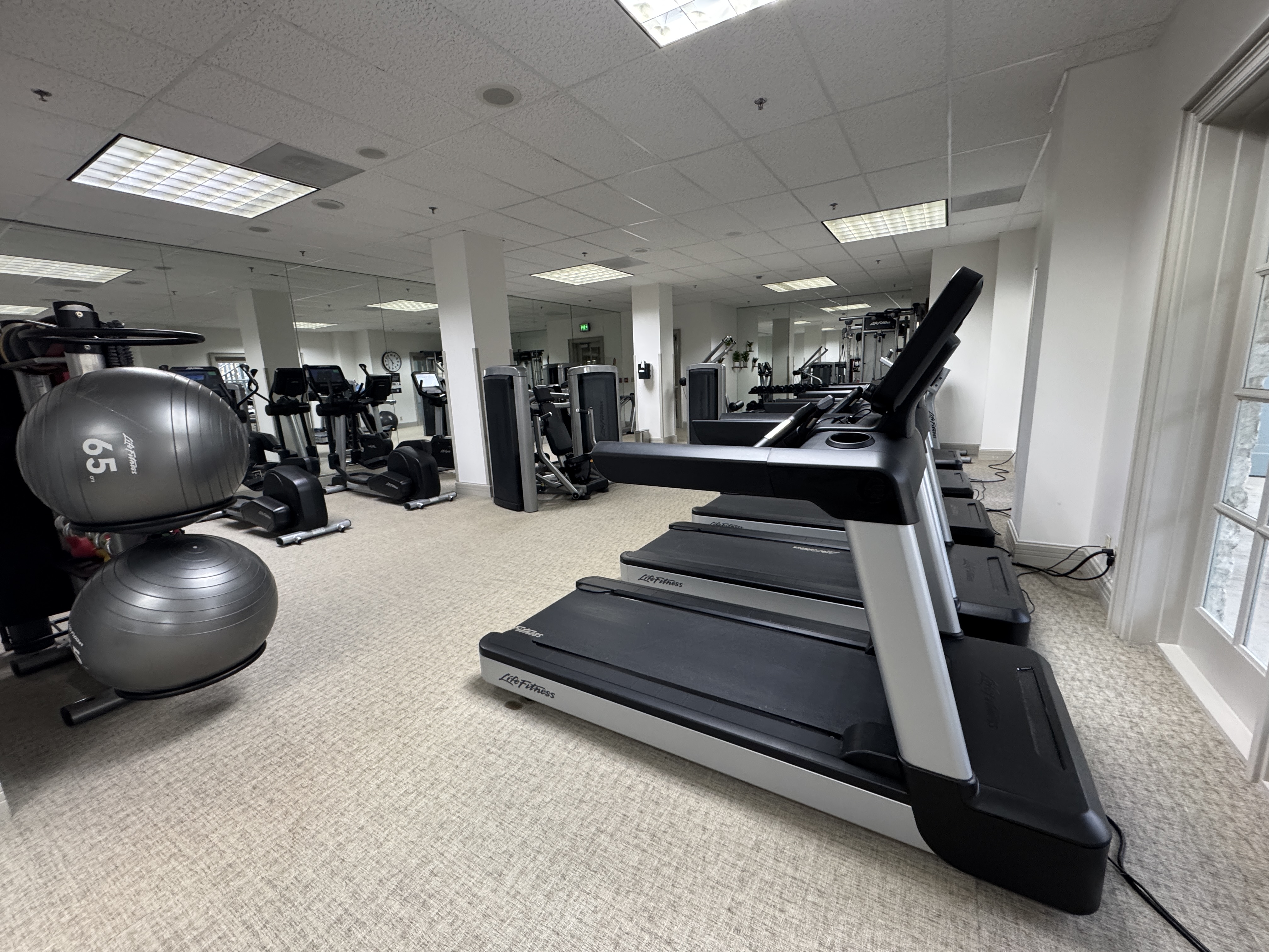 Hyatt Regency Hill Country gym treadmills