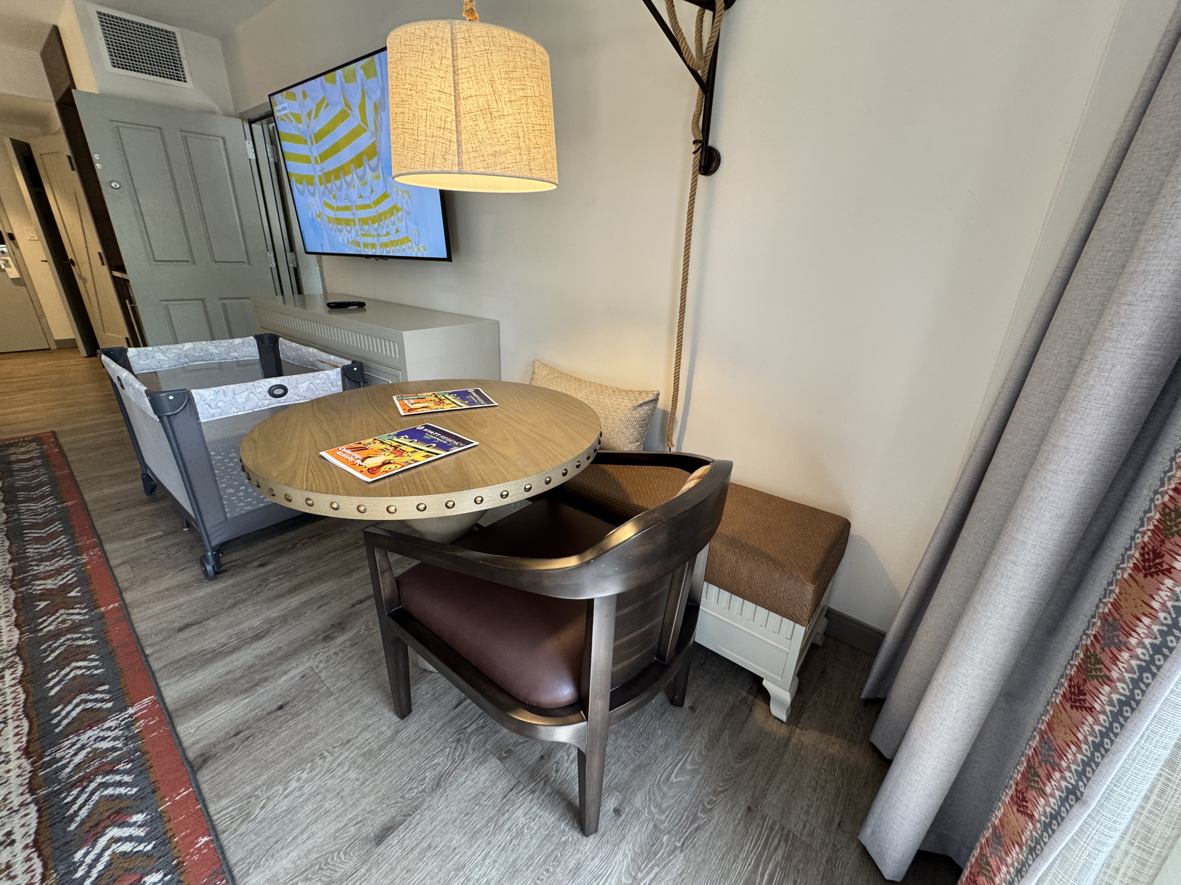 Hyatt Regency Hill Country round table