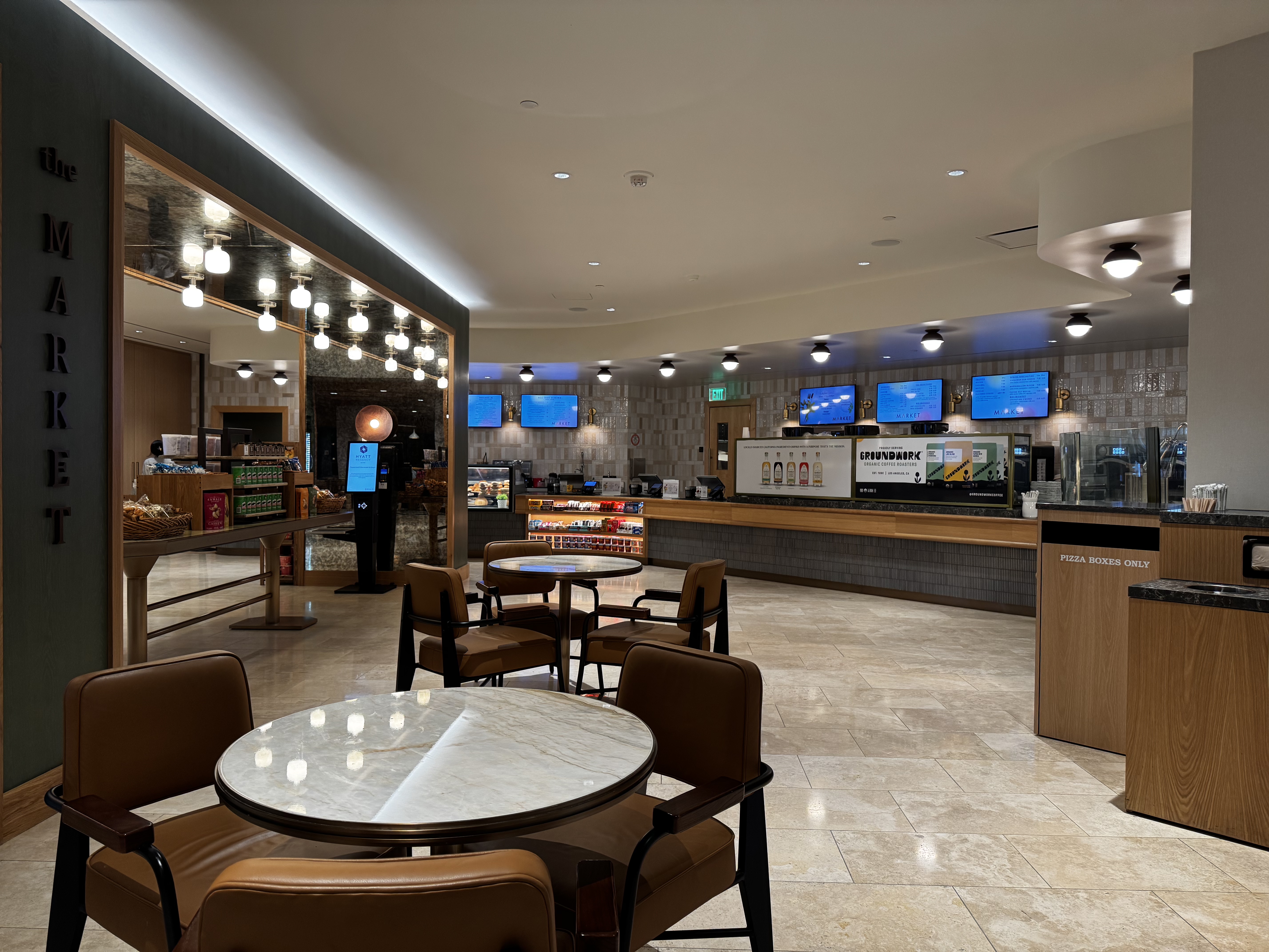 Hyatt Regency Irvine Market seating
