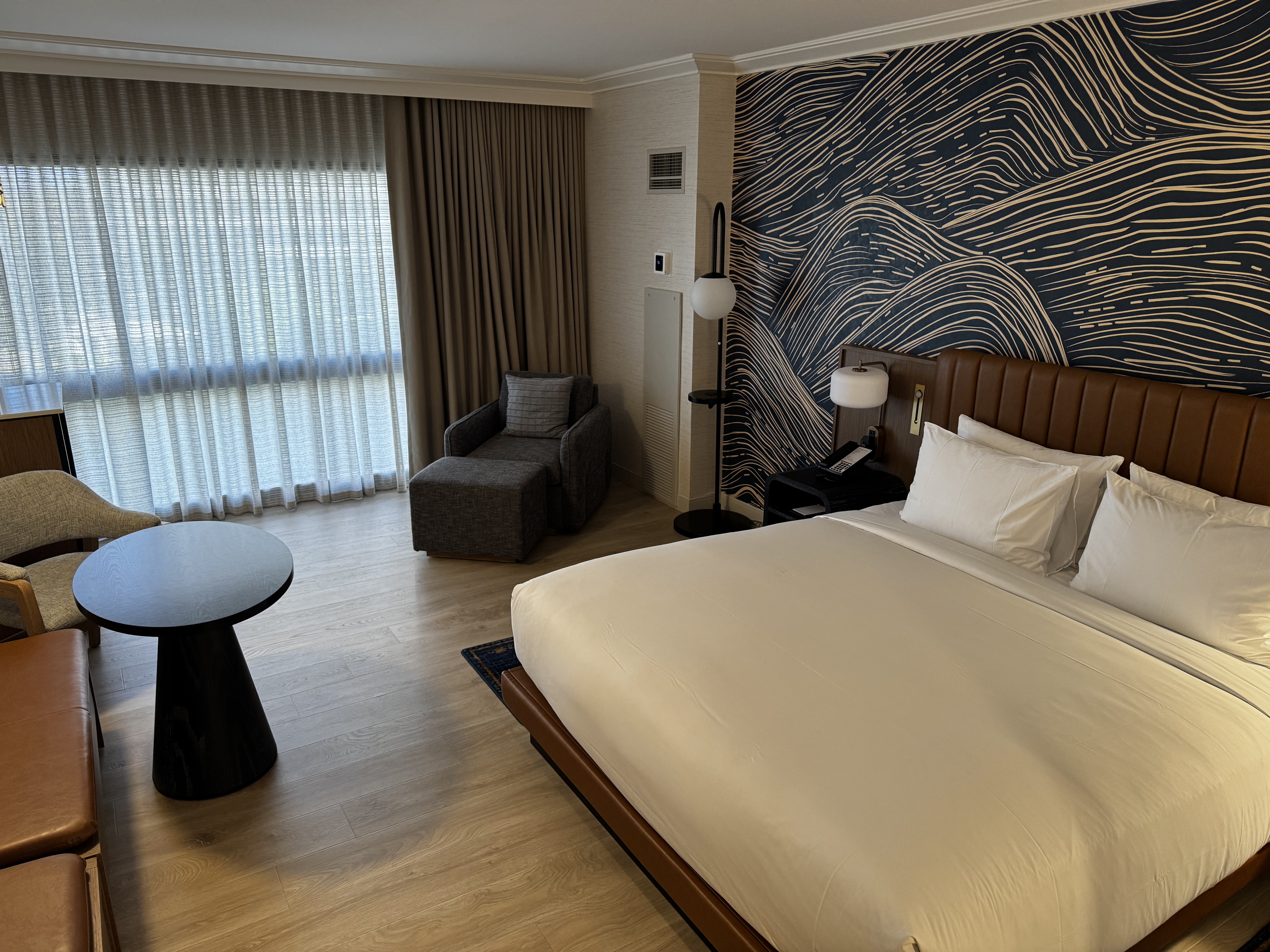 Hyatt Regency Irvine bedroom