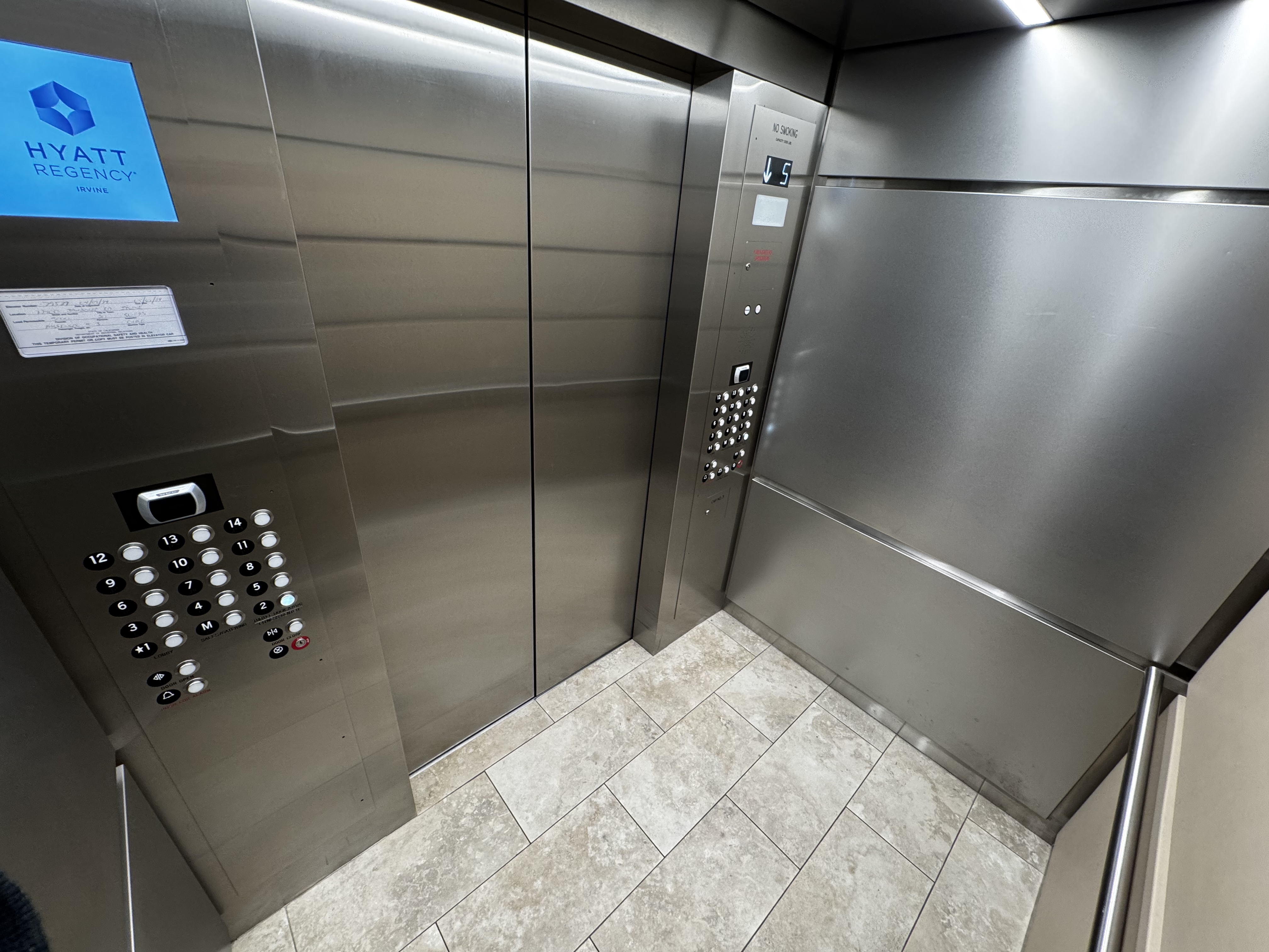 Hyatt Regency Irvine elevator