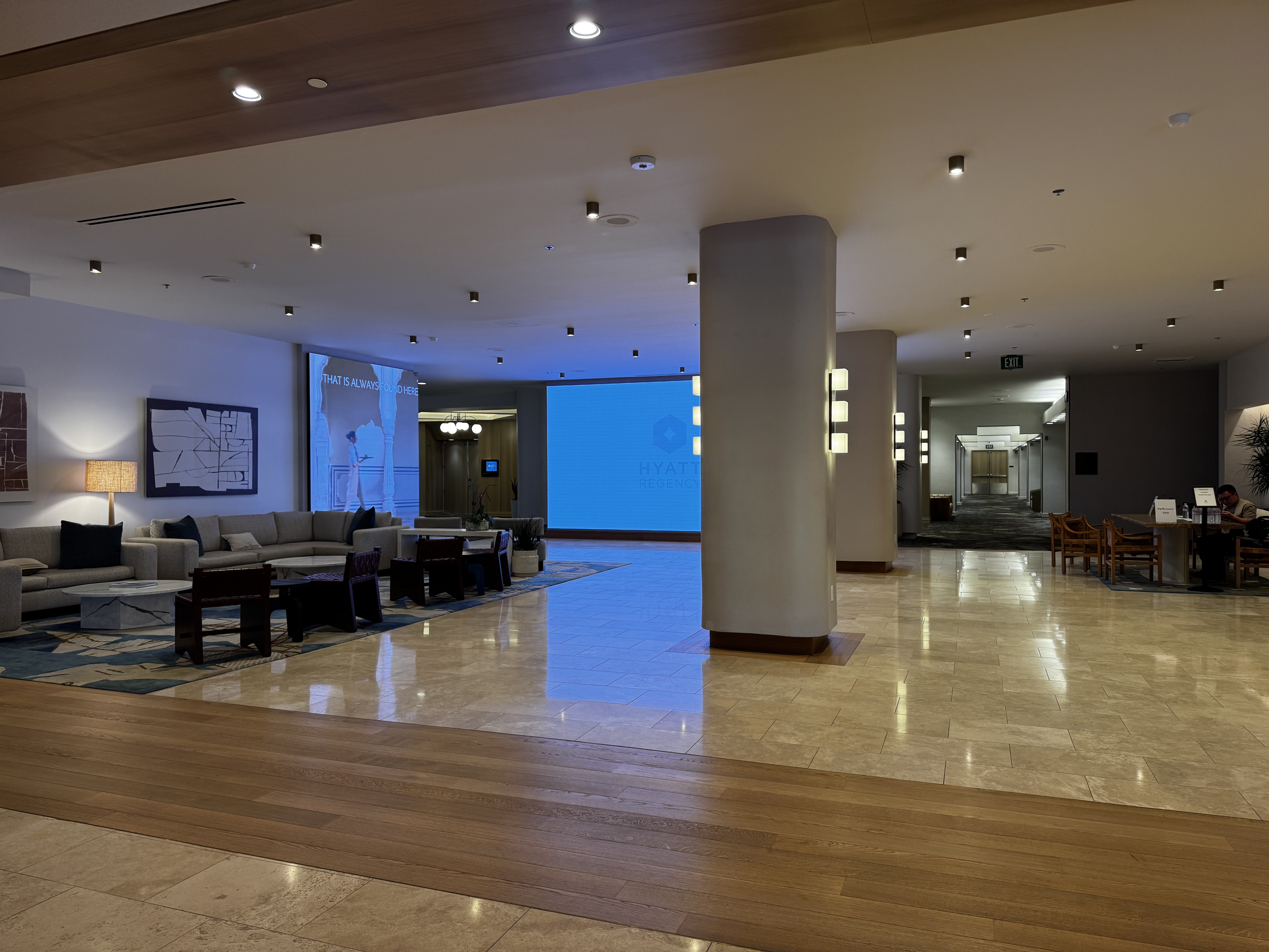 Hyatt Regency Irvine lobby access to meetings