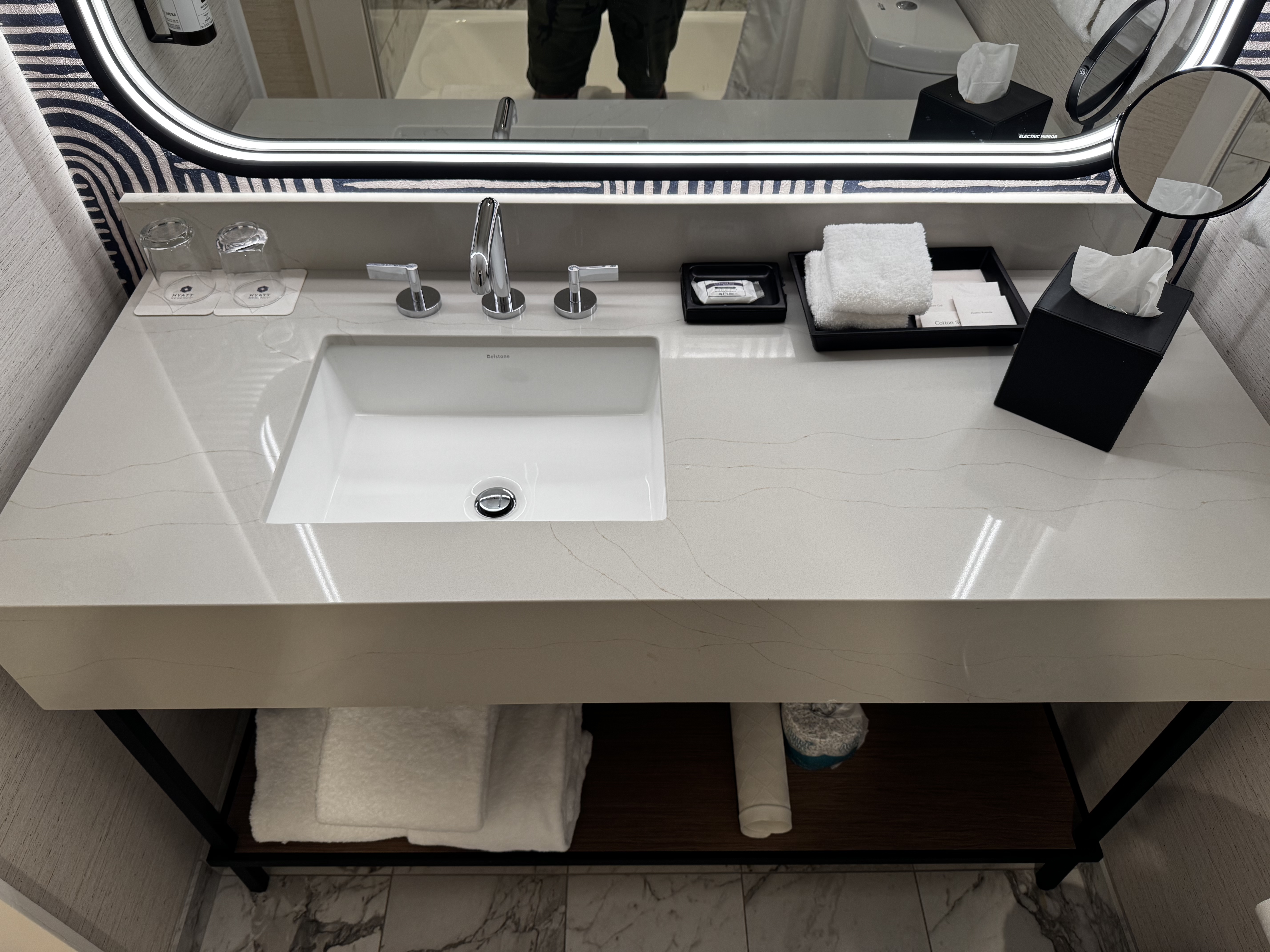 Hyatt Regency Irvine second bathroom sink