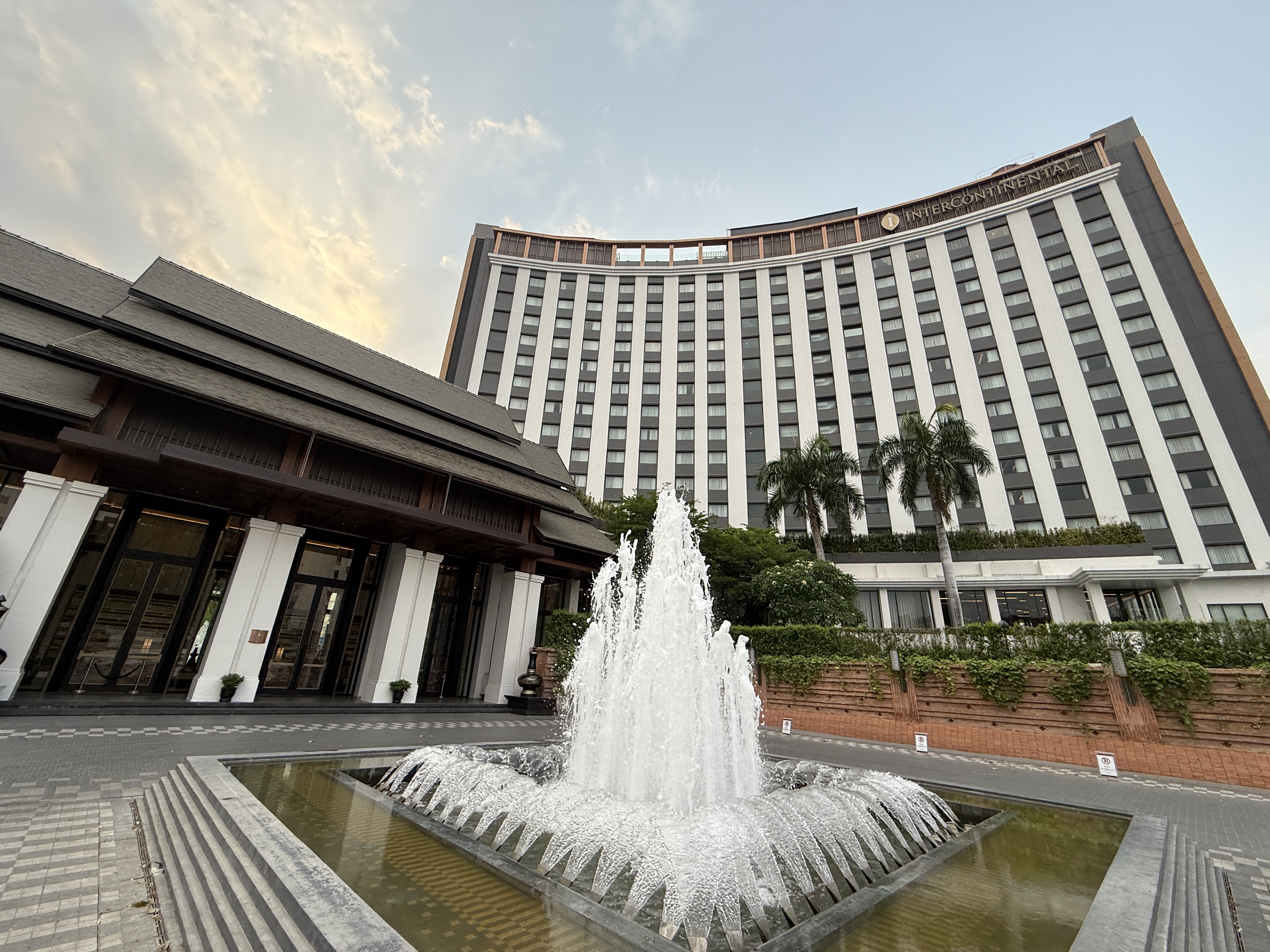 InterContinental Chiang Mai The Mae Ping Exterior 1