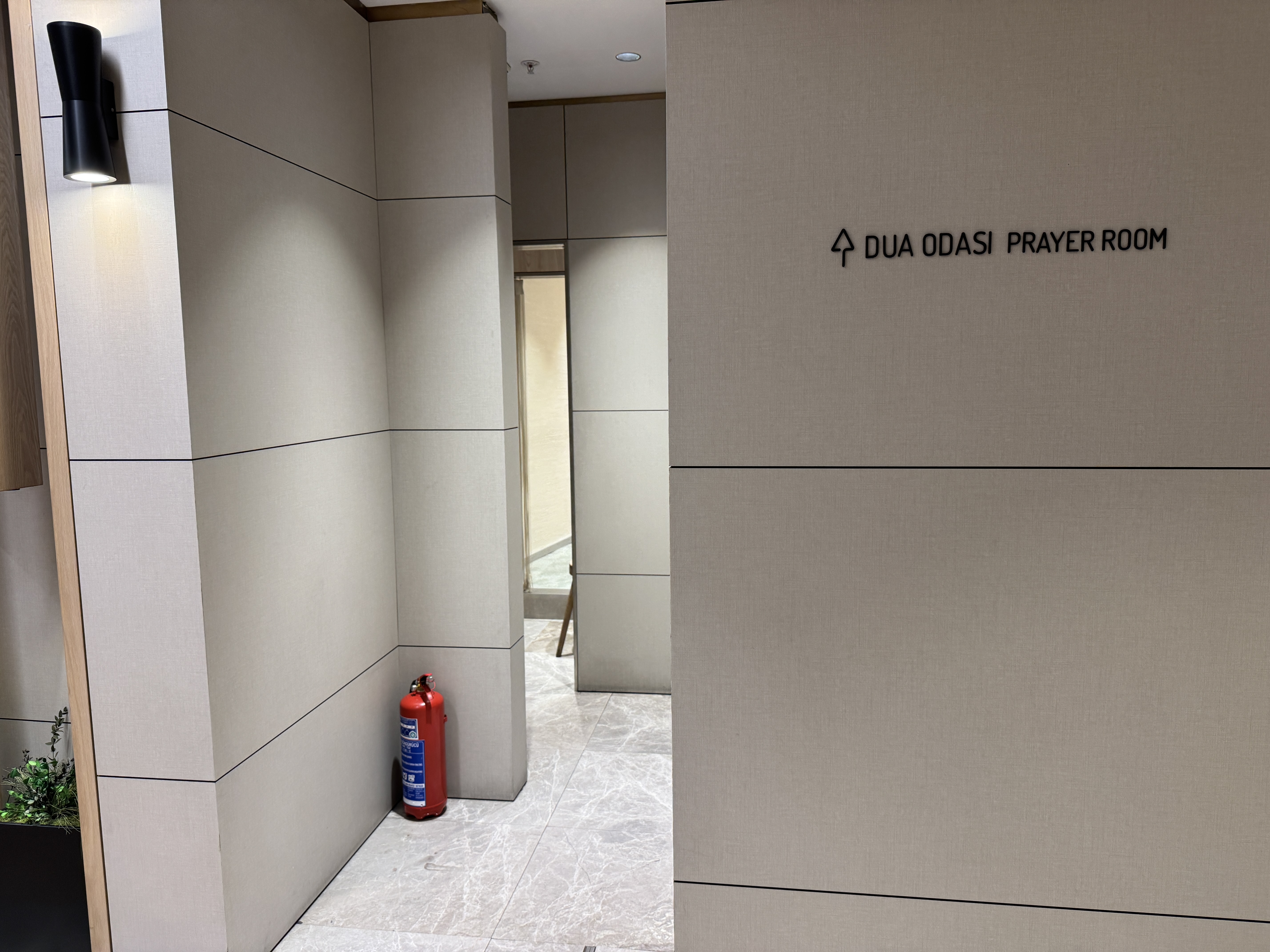 Plaza Premium Bosphorus Lounge SAW prayer room