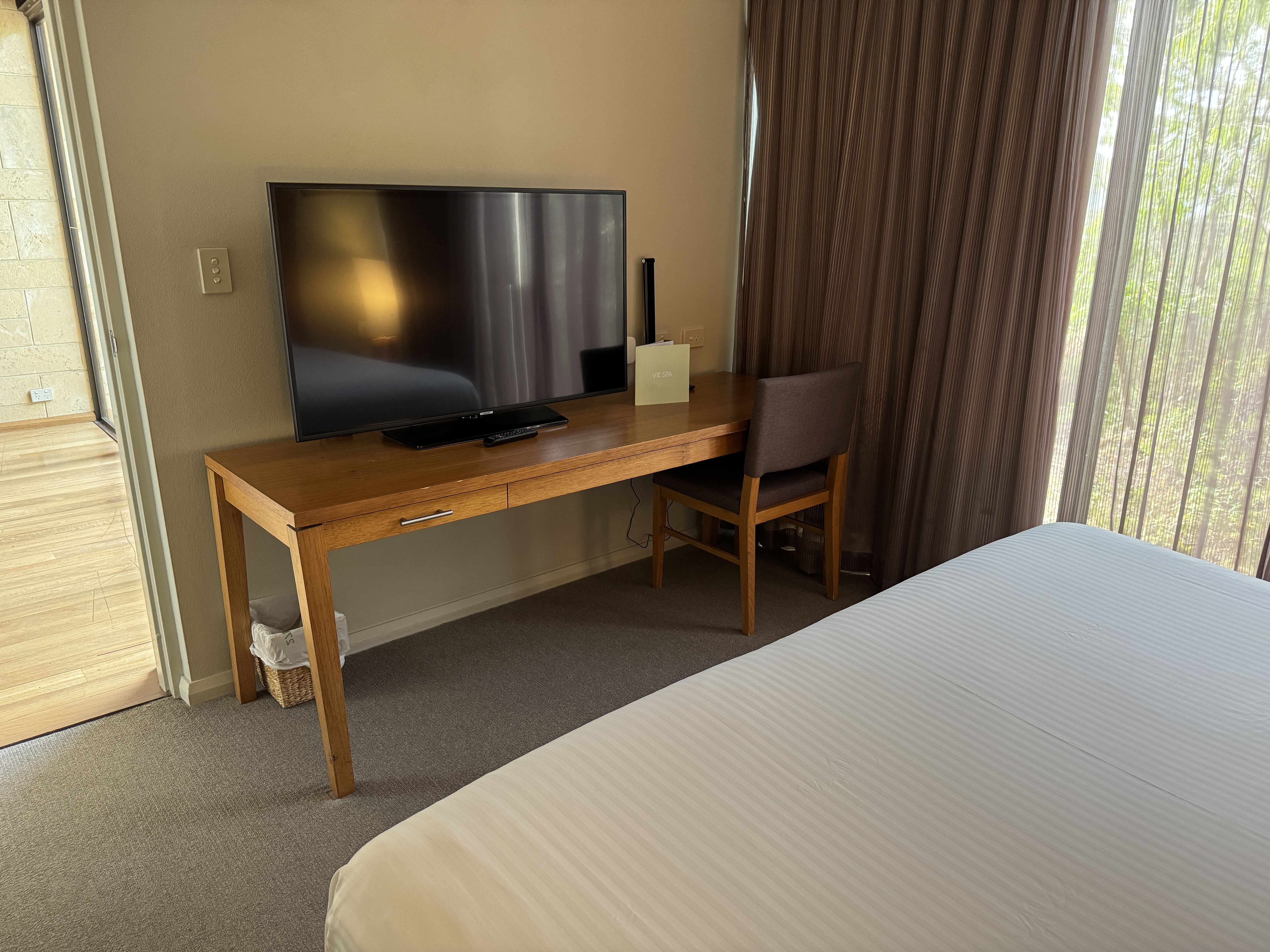 Pullman Bunker Bay Resort master tv Pullman Bunker Bay Resort master tv