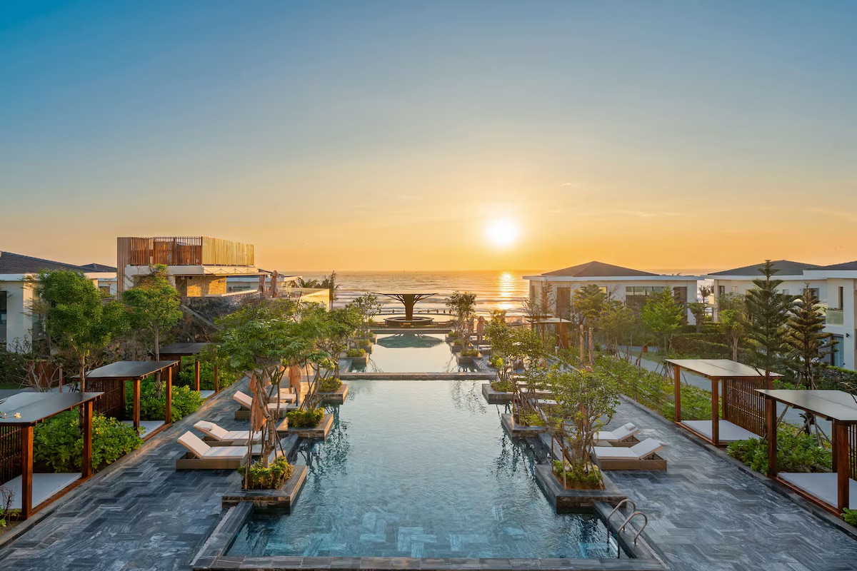 Radisson Resort Mui Ne Pool Radisson Resort Mui Ne Pool