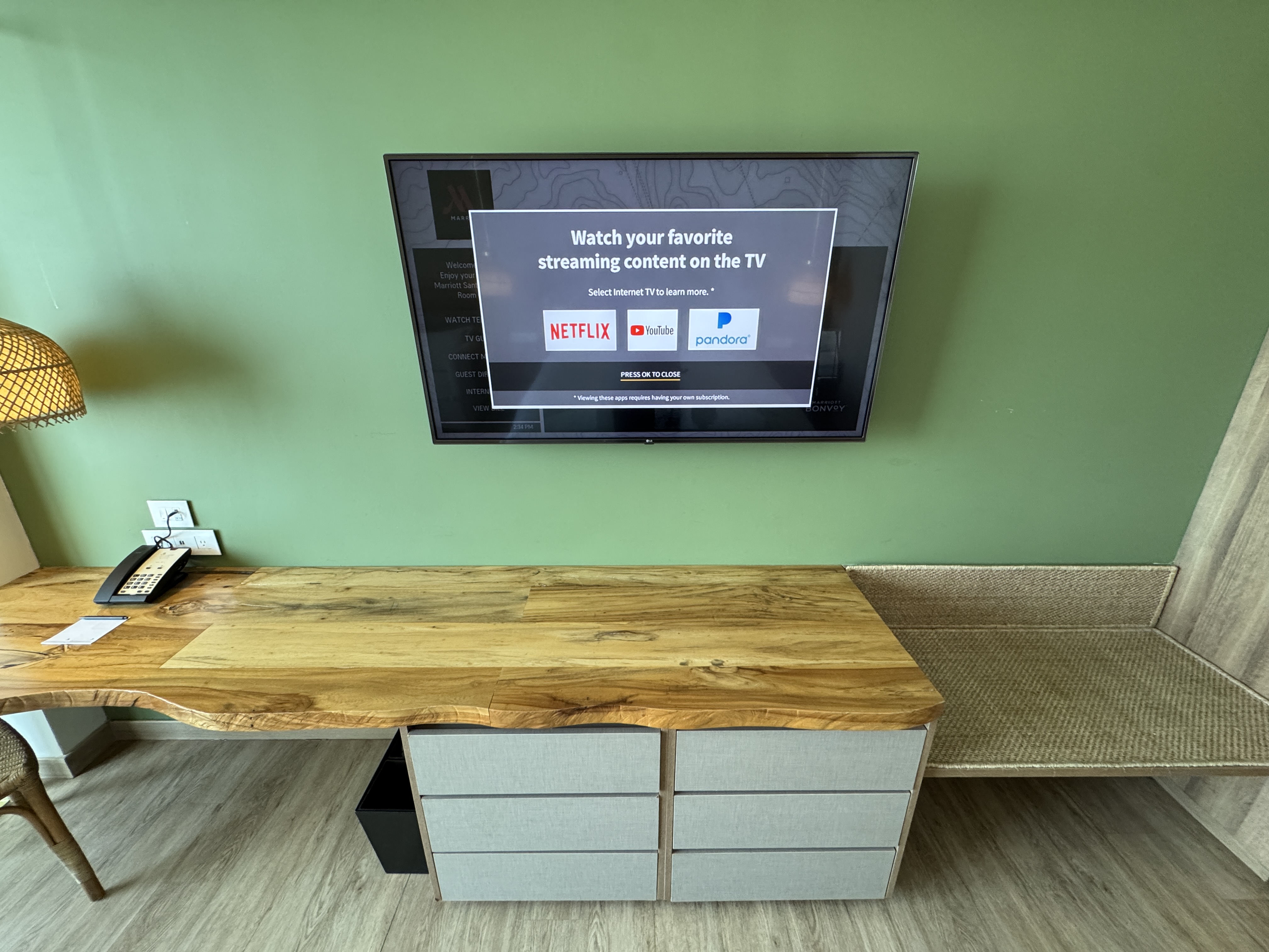 Santa Marta Marriott king room TV and desk Santa Marta Marriott king room TV and desk