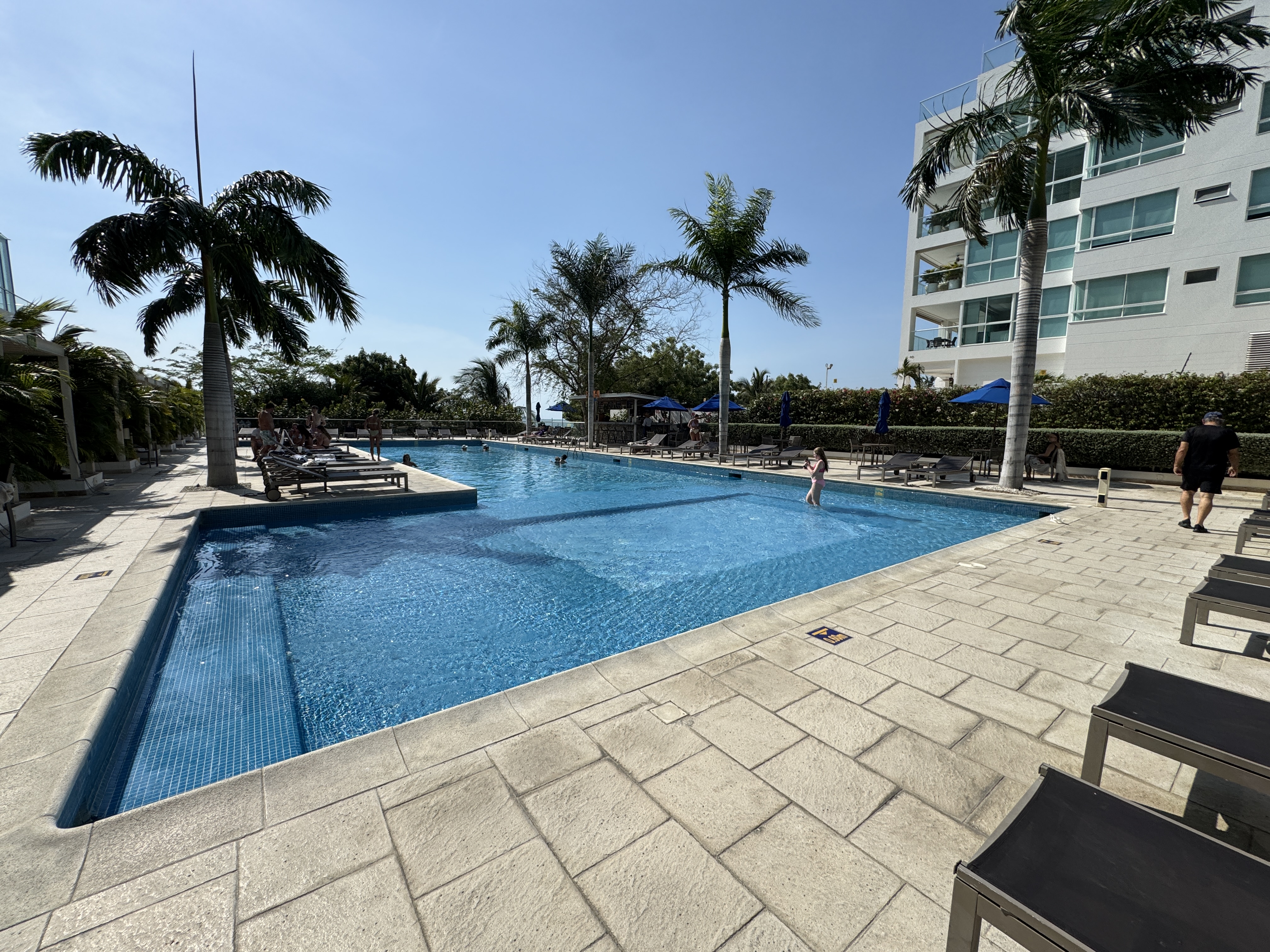 Santa Marta Marriott pool Santa Marta Marriott pool