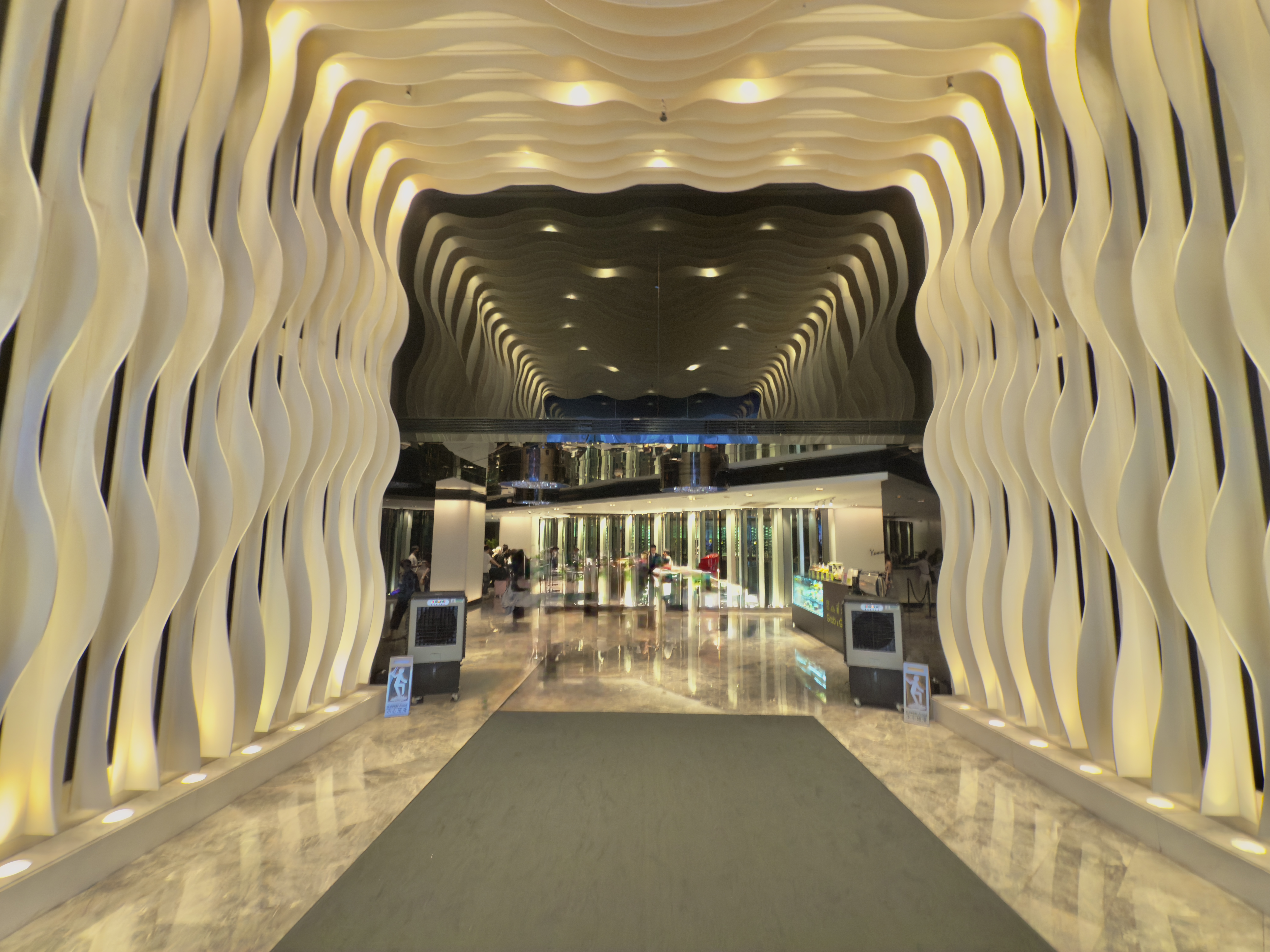 The Mira Hong Kong entryway