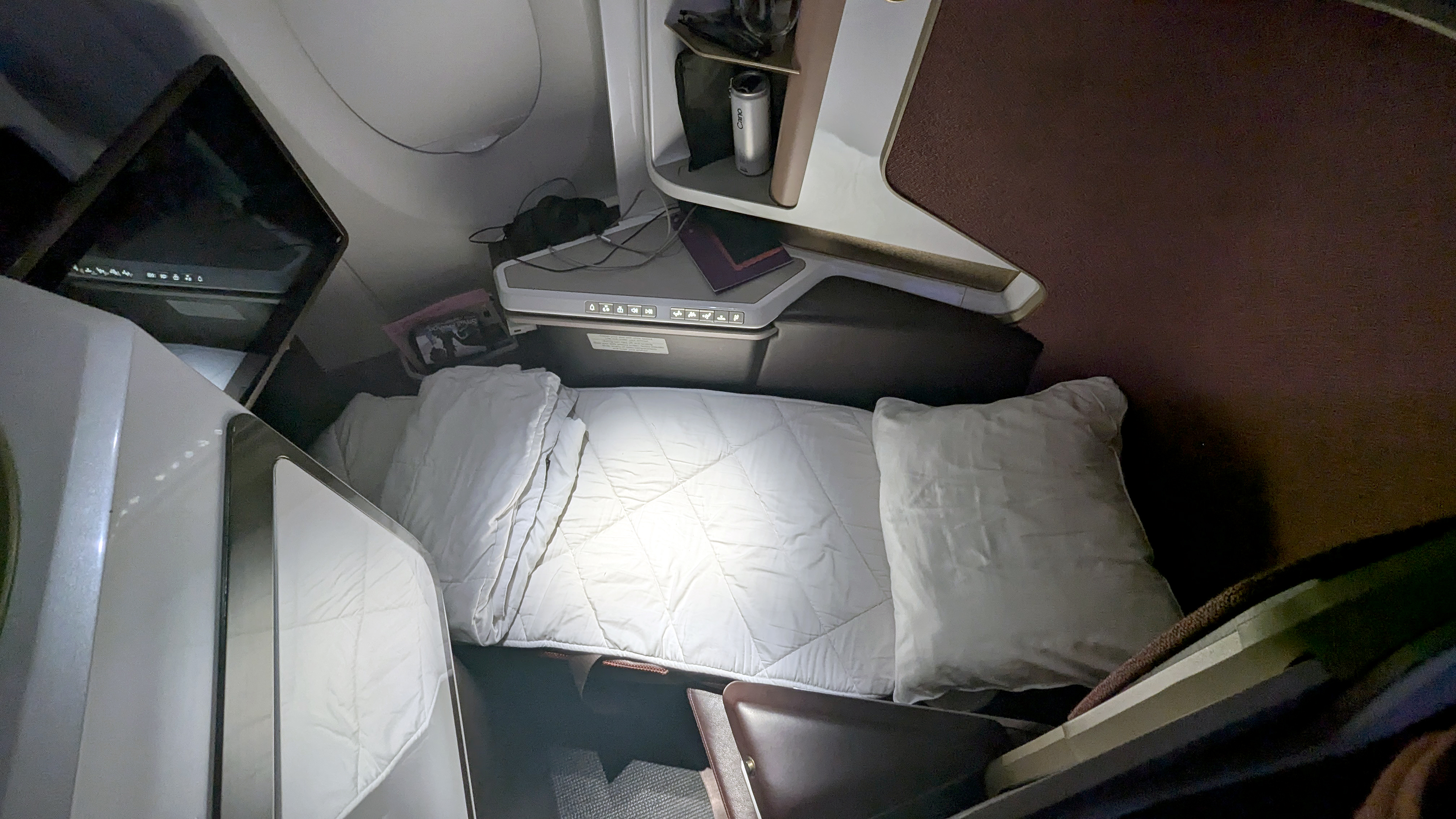 Virgin Atlantic A350 1000 Business Class Bed Virgin Atlantic A350 1000 Business Class Bed