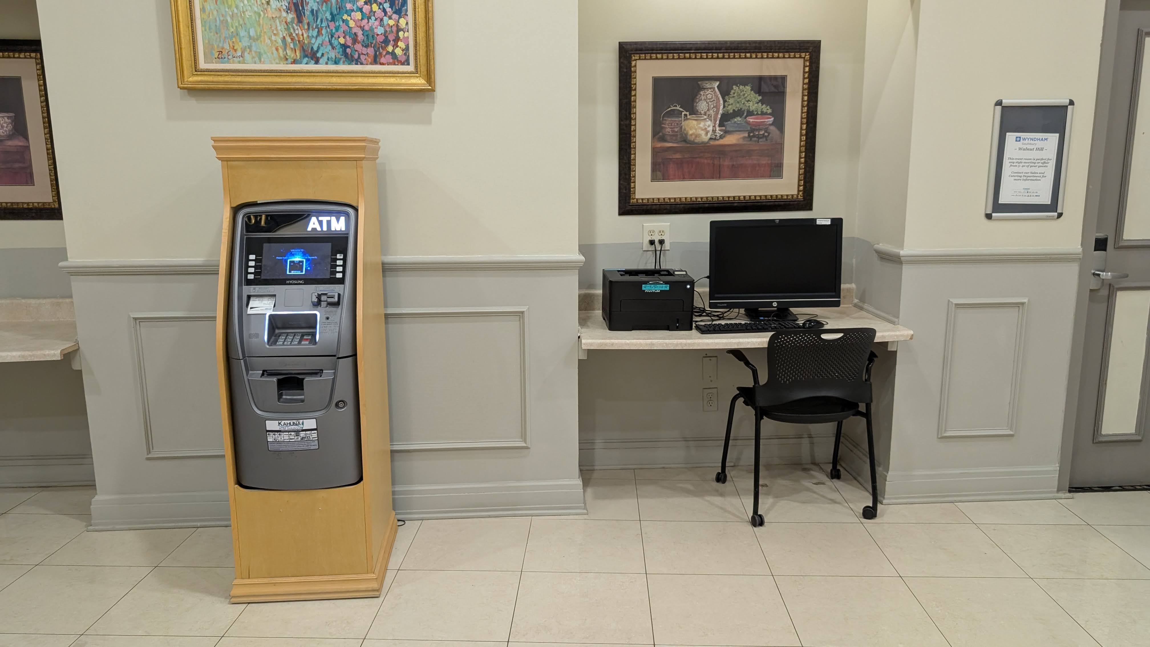 Wyndham Southbury amenities business center