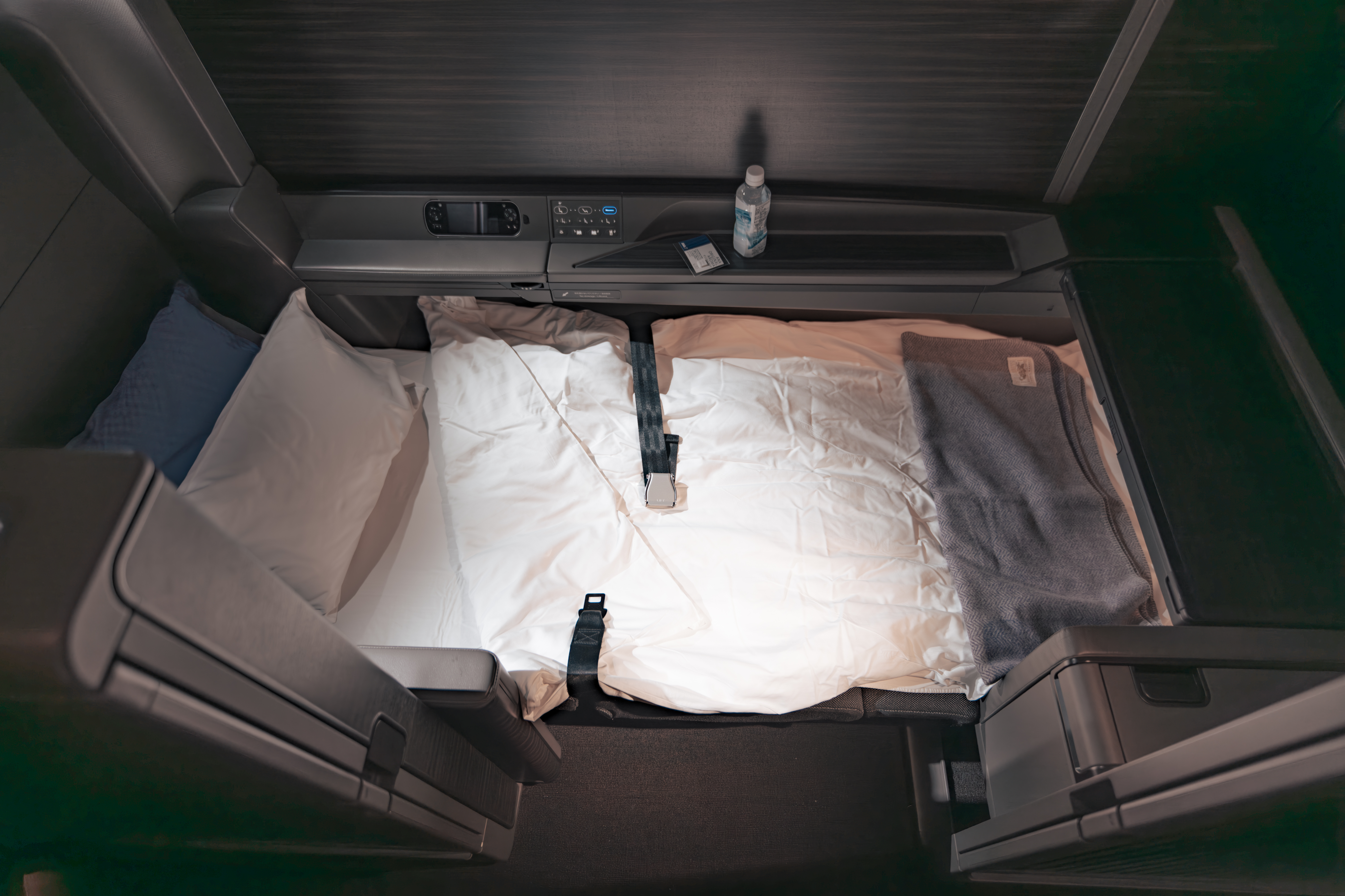 ANA First class bed ANA First class bed