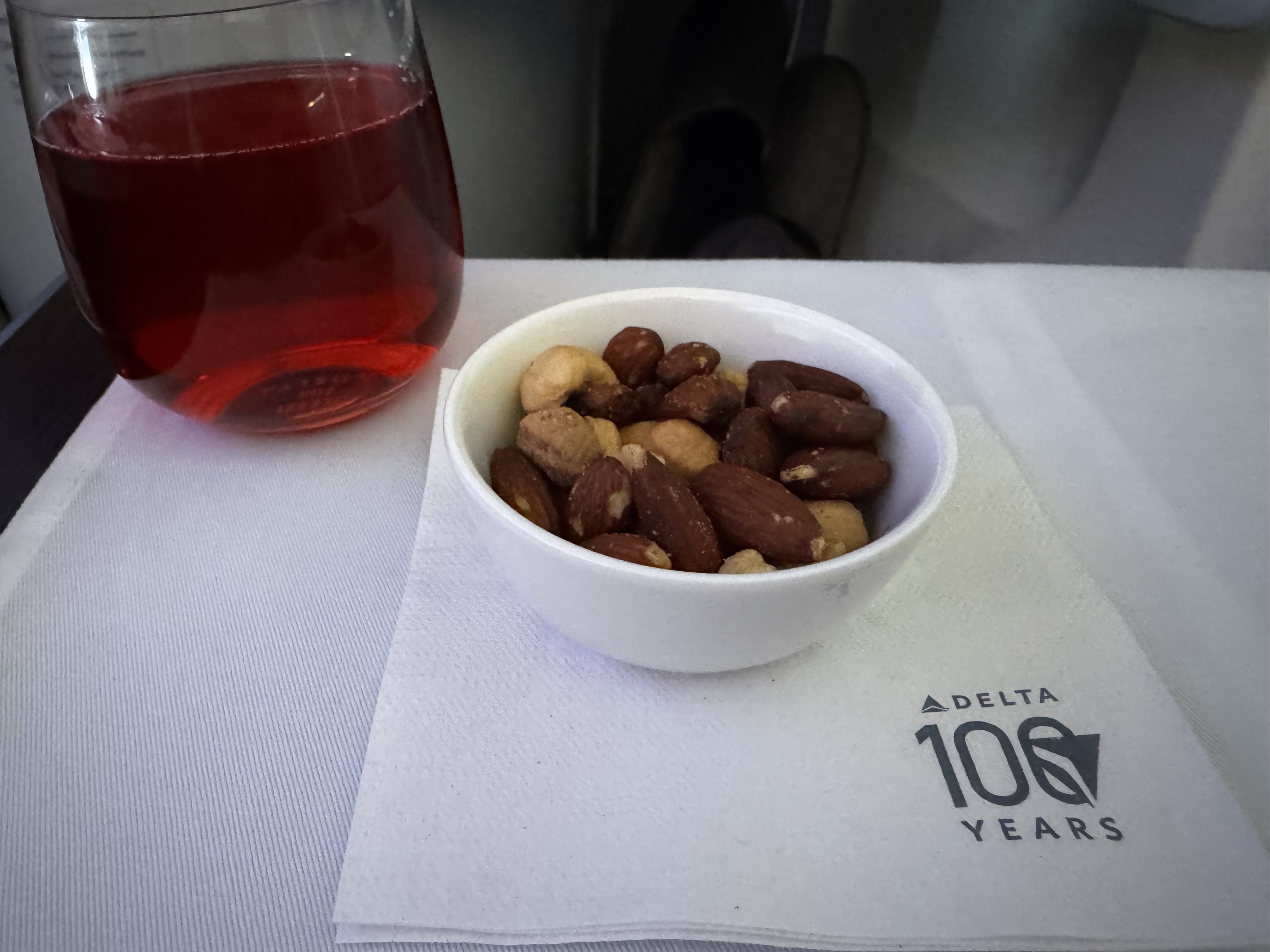 Delta One B757 200 LAX BOS nuts drink