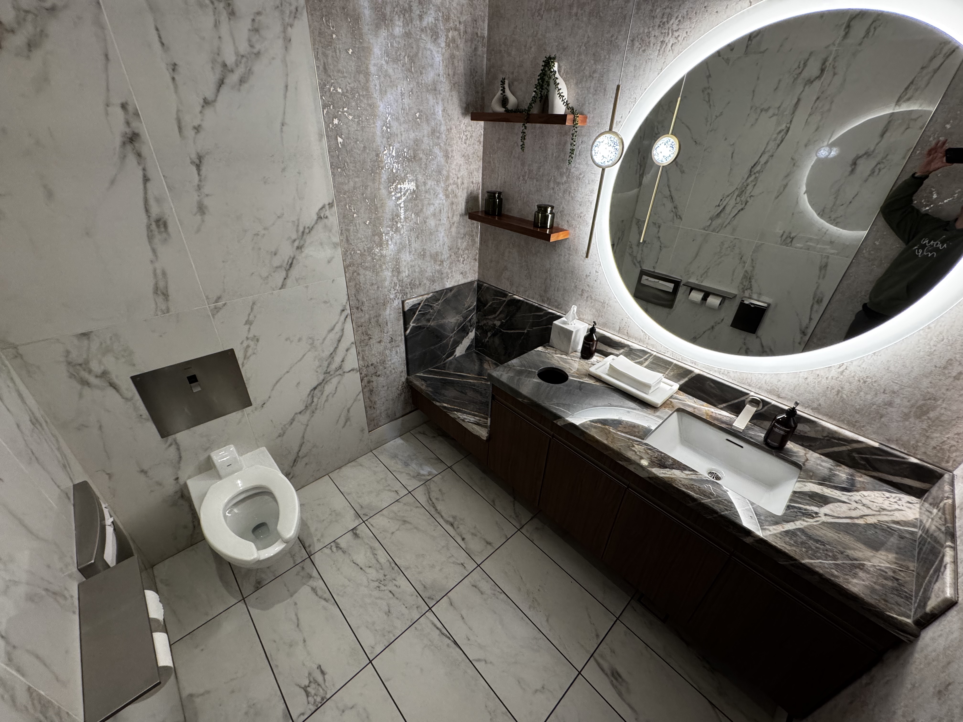 Delta One Lounge LAX bathroom interior