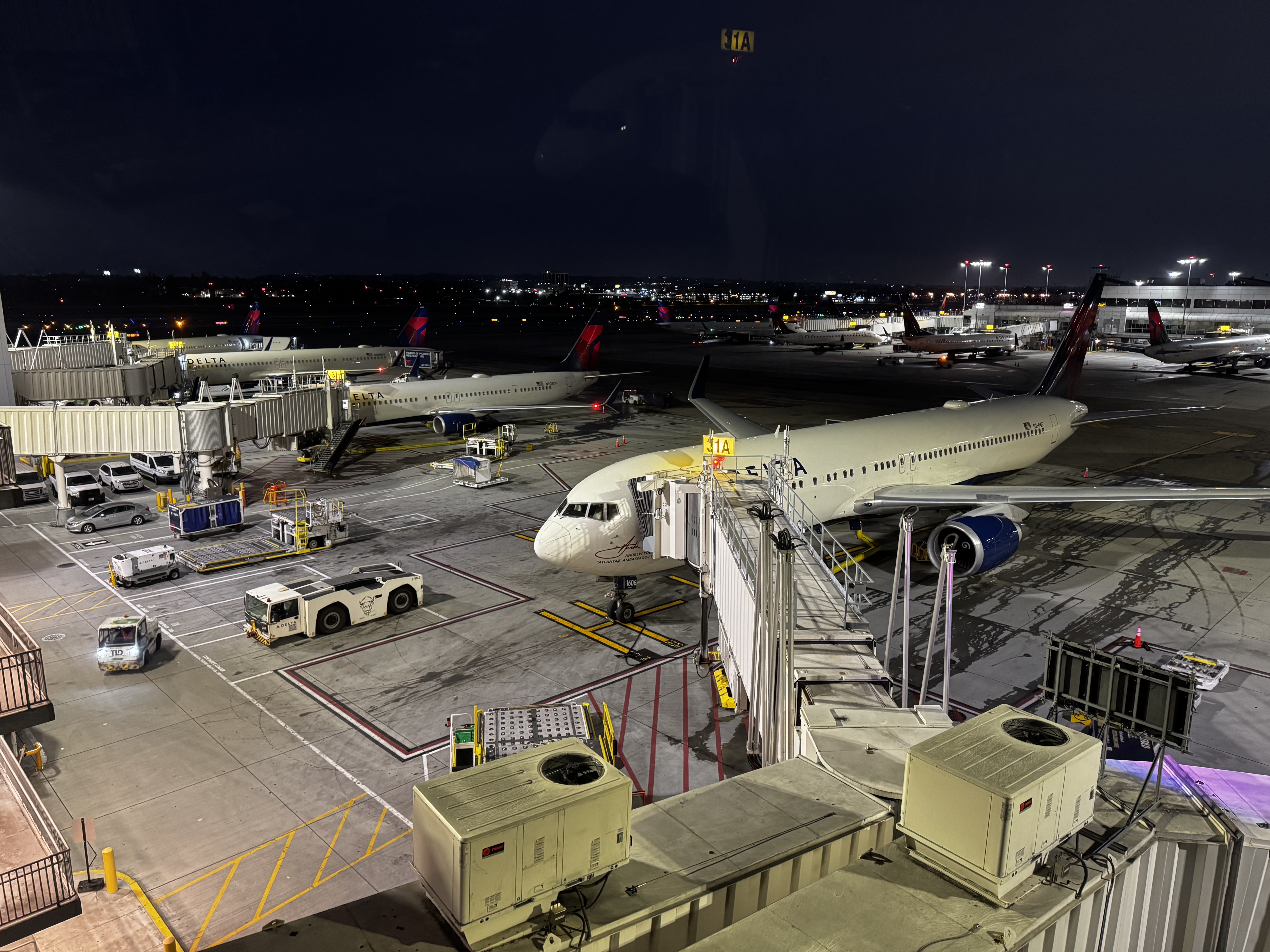 Delta One Lounge LAX view of Delta planes terminal 3