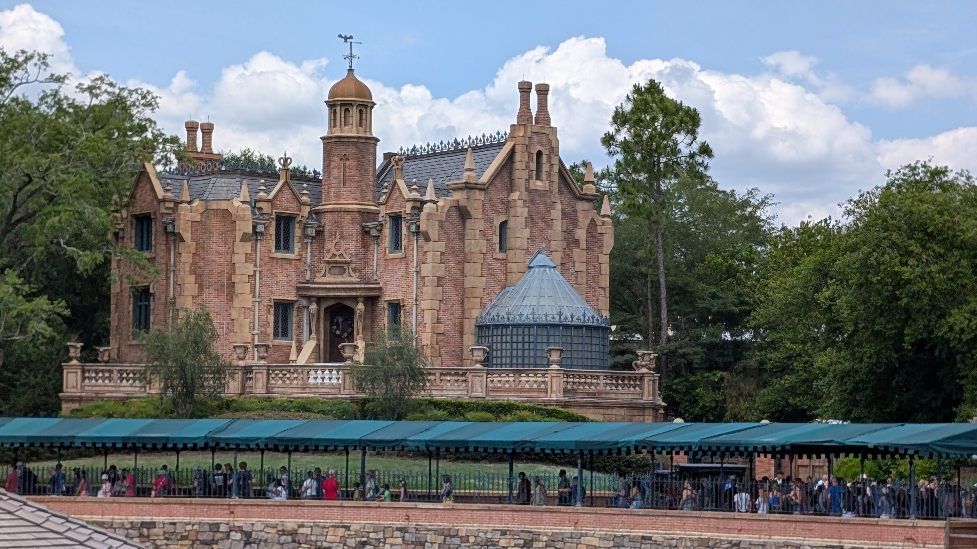 Disney World Magic Kingdom Haunted Mansion building wide Disney World Magic Kingdom Haunted Mansion building wide