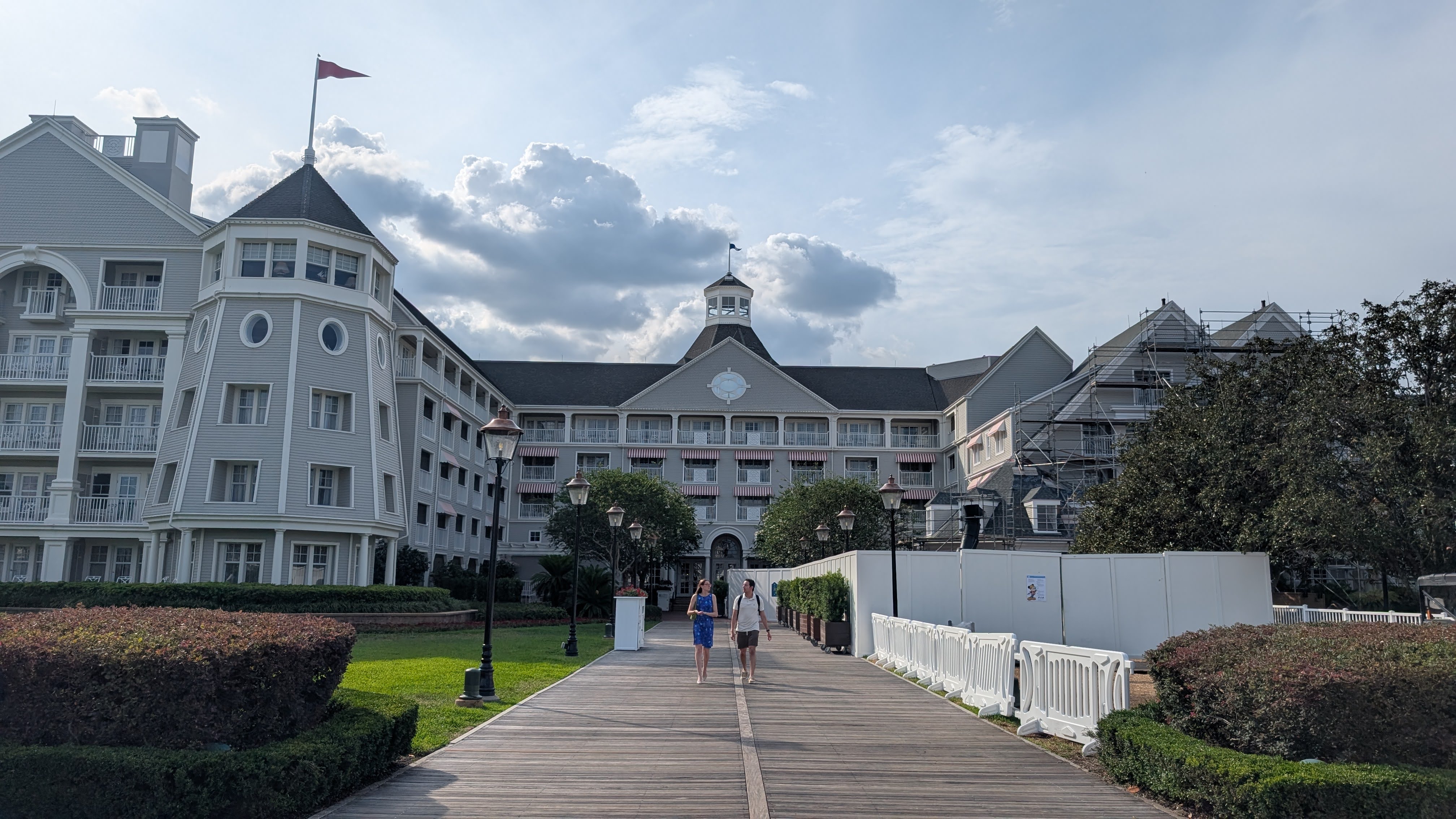 Disneys Yacht Club Resort back entrance Disneys Yacht Club Resort back entrance